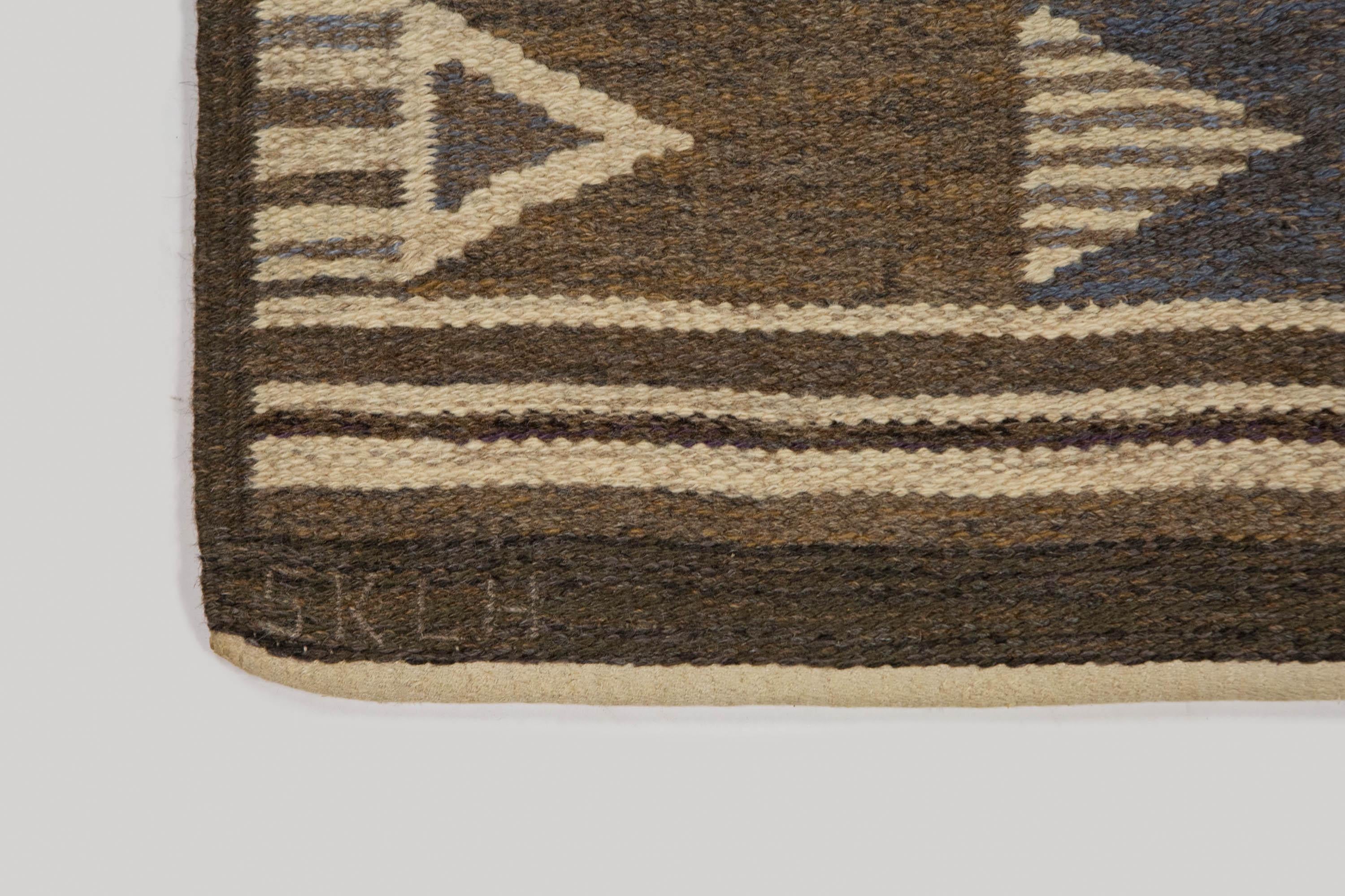 Kerstin Butler Swedish Rug by Södra Kalmar Läns Hemslöjd, Signed KB, 1962, SKLH For Sale 3