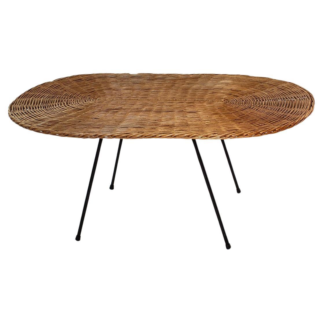 Mesa baja Kerstin Hörlin-Holmquist de Nordiska Kompaniet, Suecia, años 50
