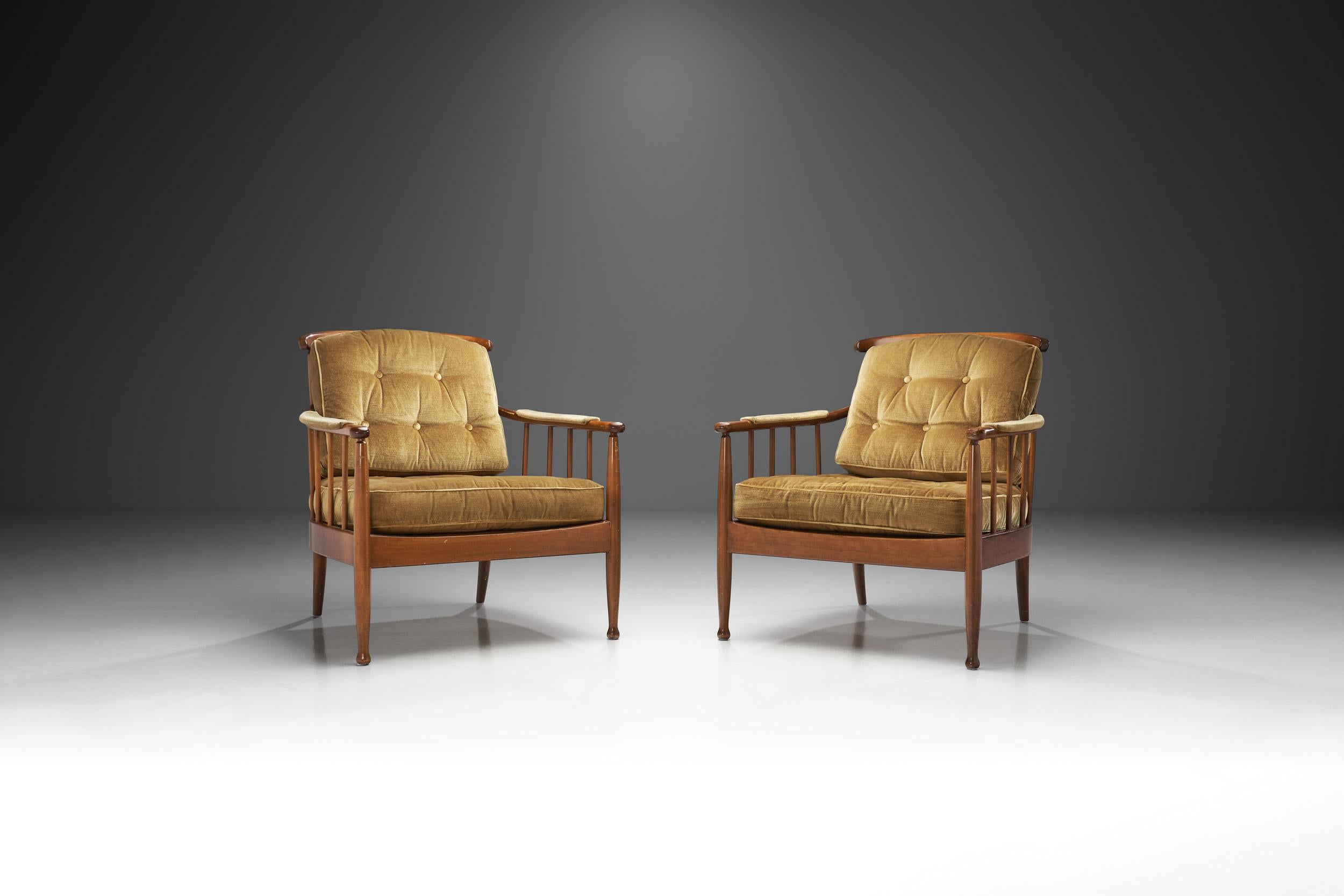 The “Skrindan” armchair model was designed in 1963 by iconic Swedish designer, Kerstin Hörlin-Homquist. Kerstin Hörlin-Holmquist had a unique and humanistic design vision, and thanks to her uncompromising attitude, she created some of the most