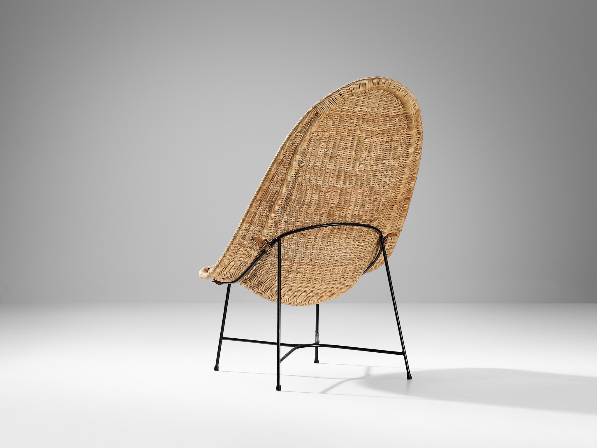 Scandinavian Modern Kerstin Hörlin Holmquist 'Stora Kraal' Lounge Chair in Woven Cane