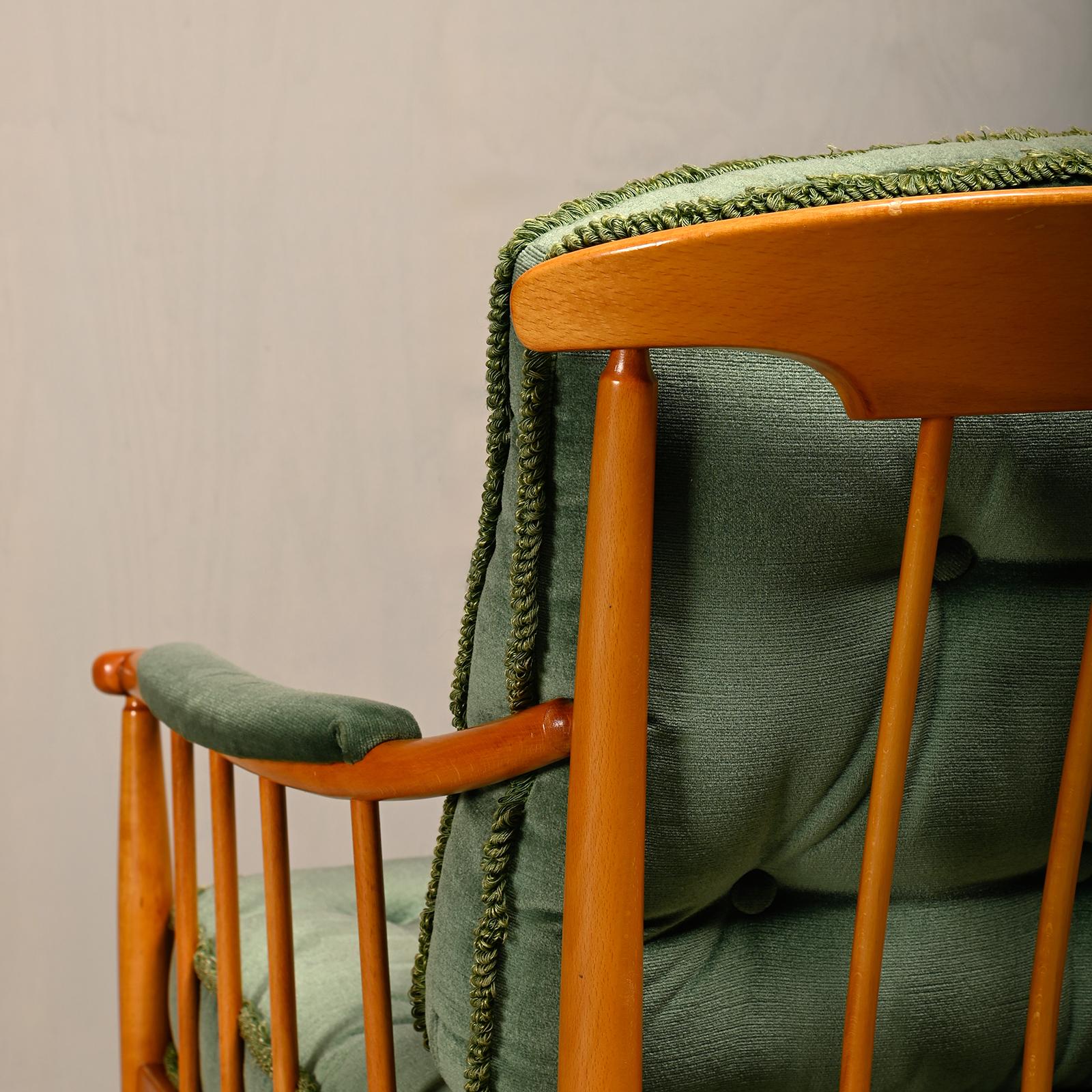 Kerstin Hörlin-Homquist Skrindan Armchairs in Beech and Green Velvet, Sweden For Sale 6