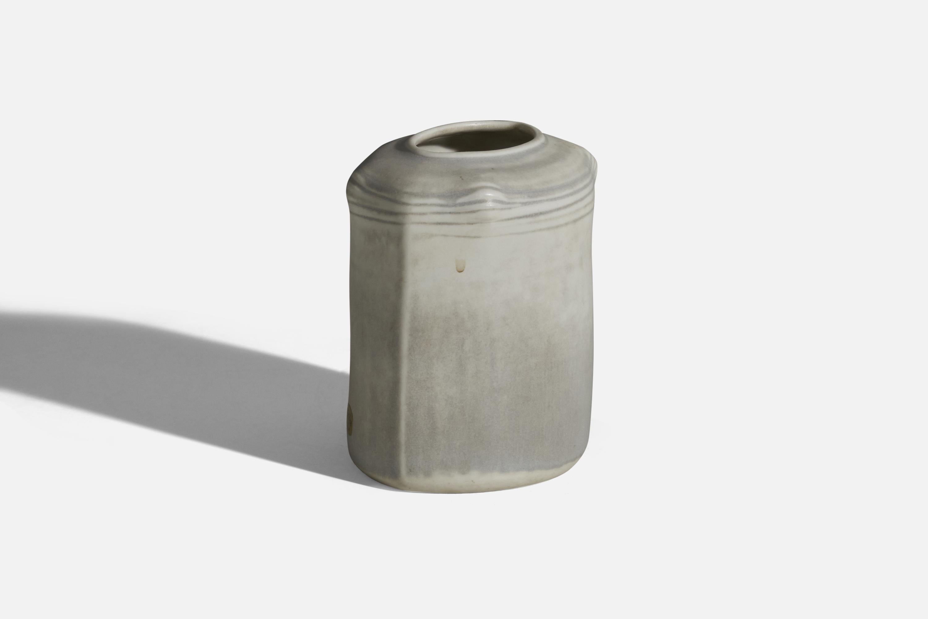 Swedish Kerstin Hörnlund, Vase, Grey Glazed Stoneware, Rörstrand, Sweden, 1960s