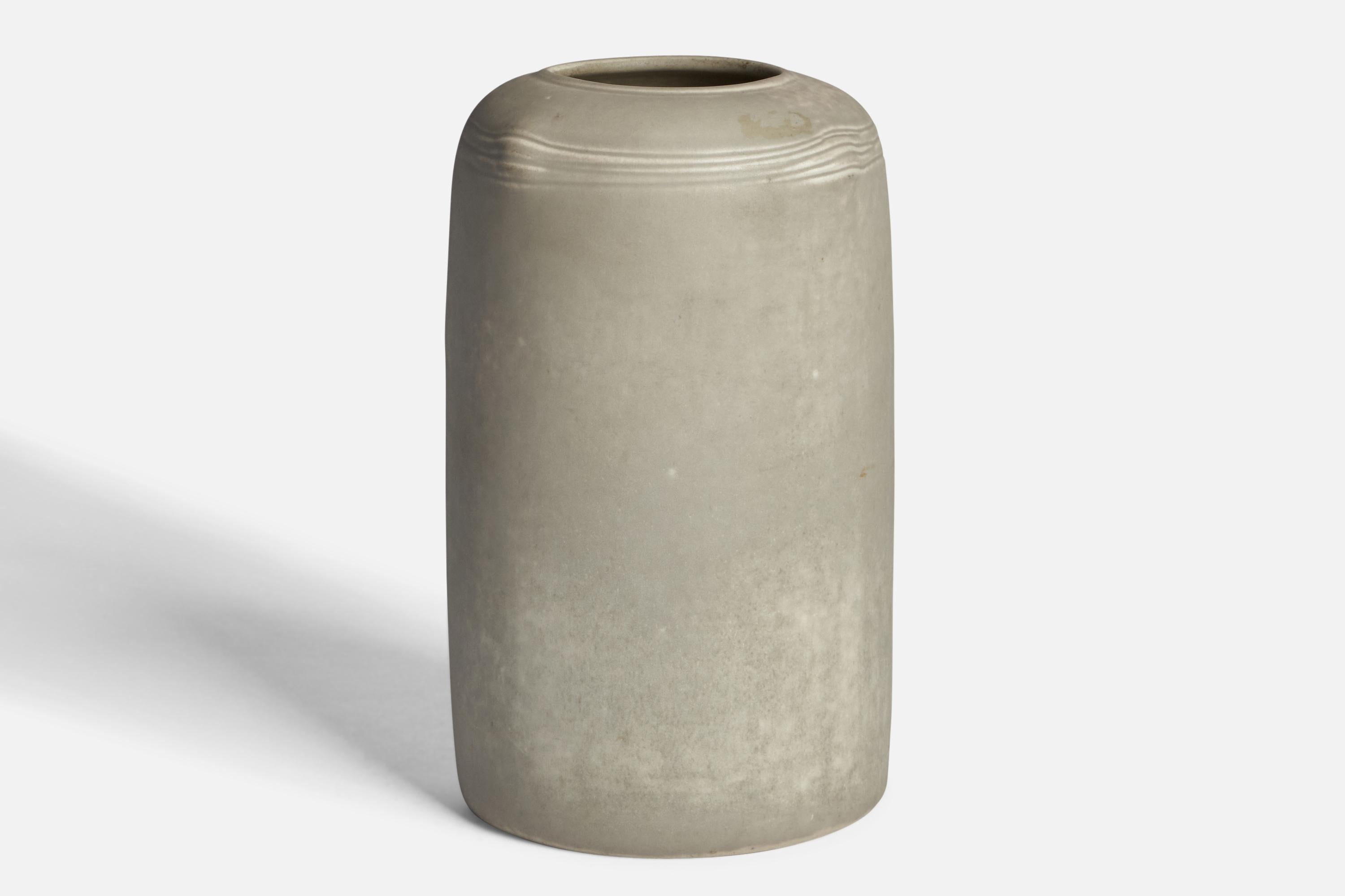 A matte grey-glazed stoneware vase designed by Kerstin Hörnlund and produced by Rörstrand, Sweden, c. 1960s.