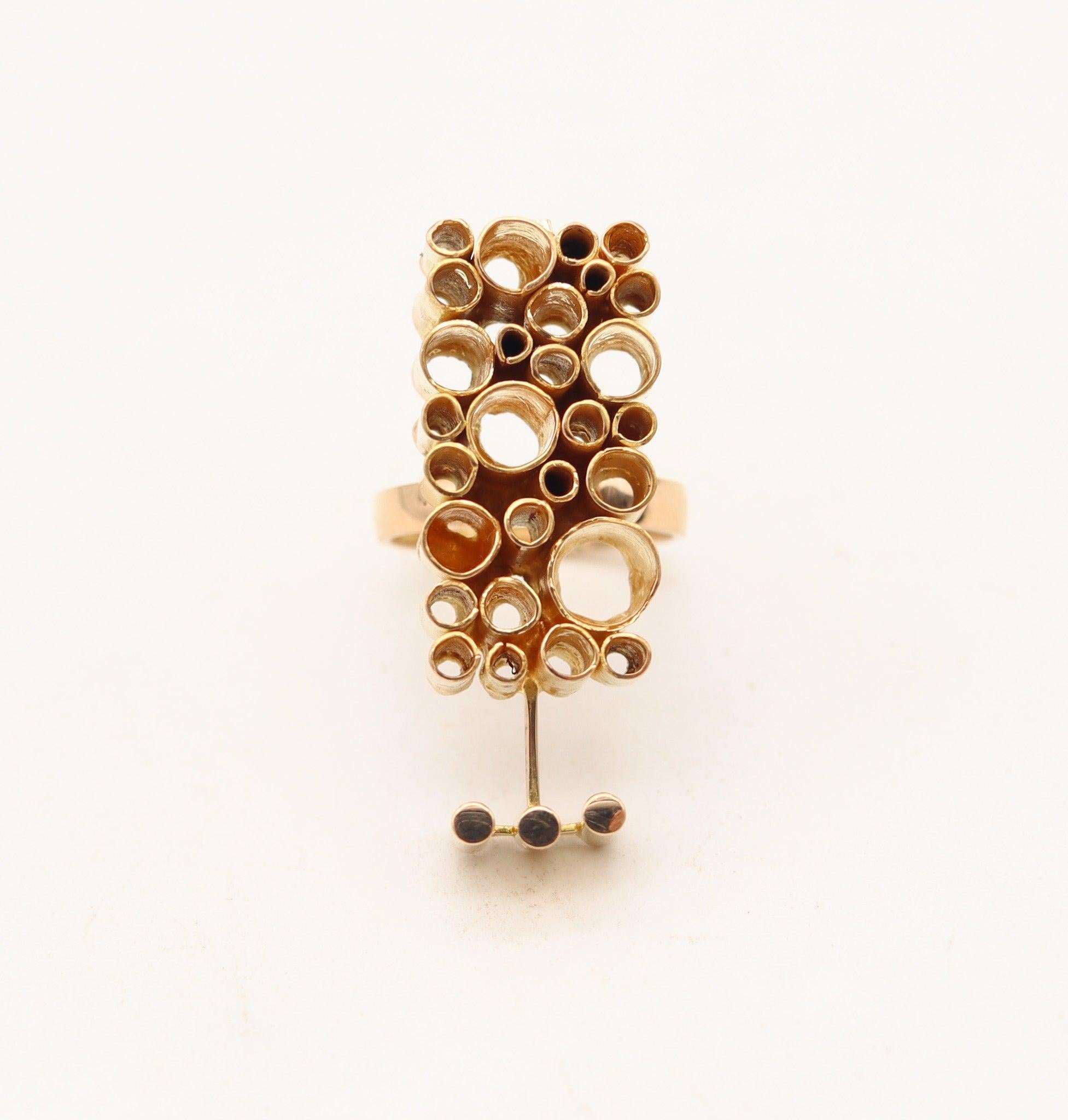 A geometric sculptural ring designed by Kerstin Öhlin Lejonklou. 

This is a very rare and unusual geometric cocktail ring created in the city of Östersund in Sweden, back 1968. The unique sculptural ring was masterfully crafted by the artist