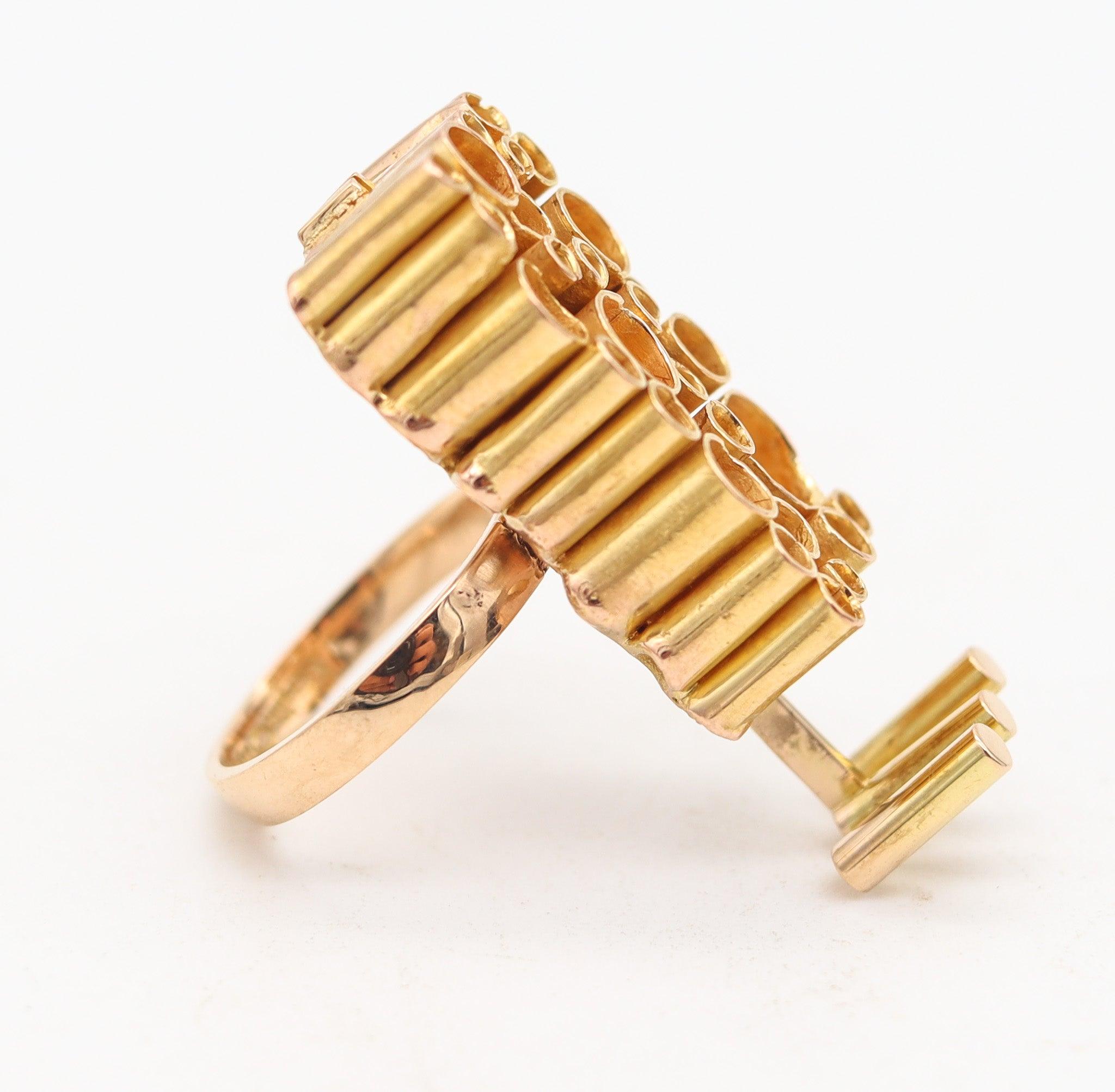 Modernist KERSTIN ÖHLIN LEJONKLOU 1968 Sweden Geometric Ring In 18Kt Yellow Gold For Sale