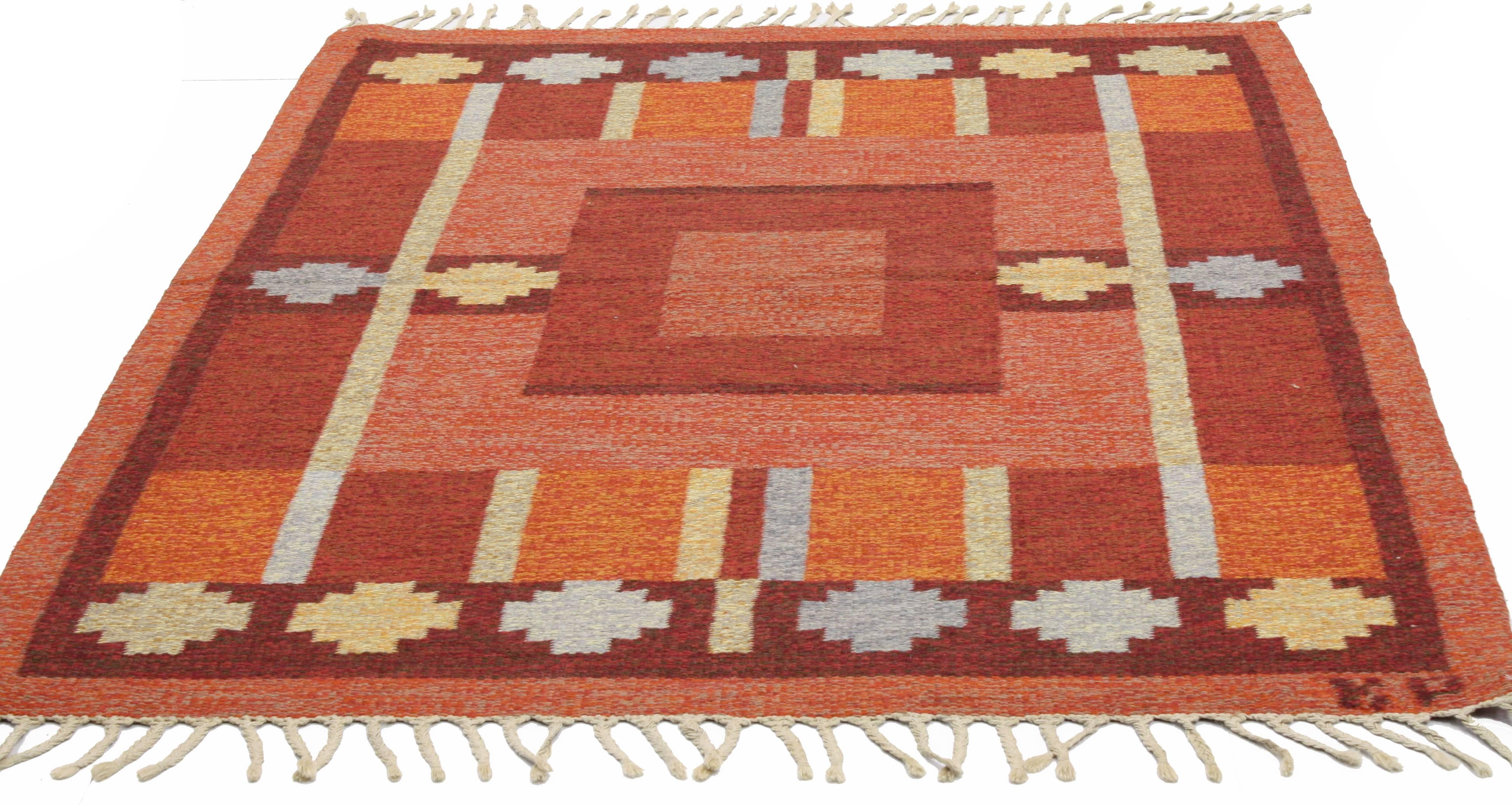 Vintage Swedish Kilim Rug with Scandinavian Modern Style by Kerstin Persson  In Good Condition For Sale In Dallas, TX