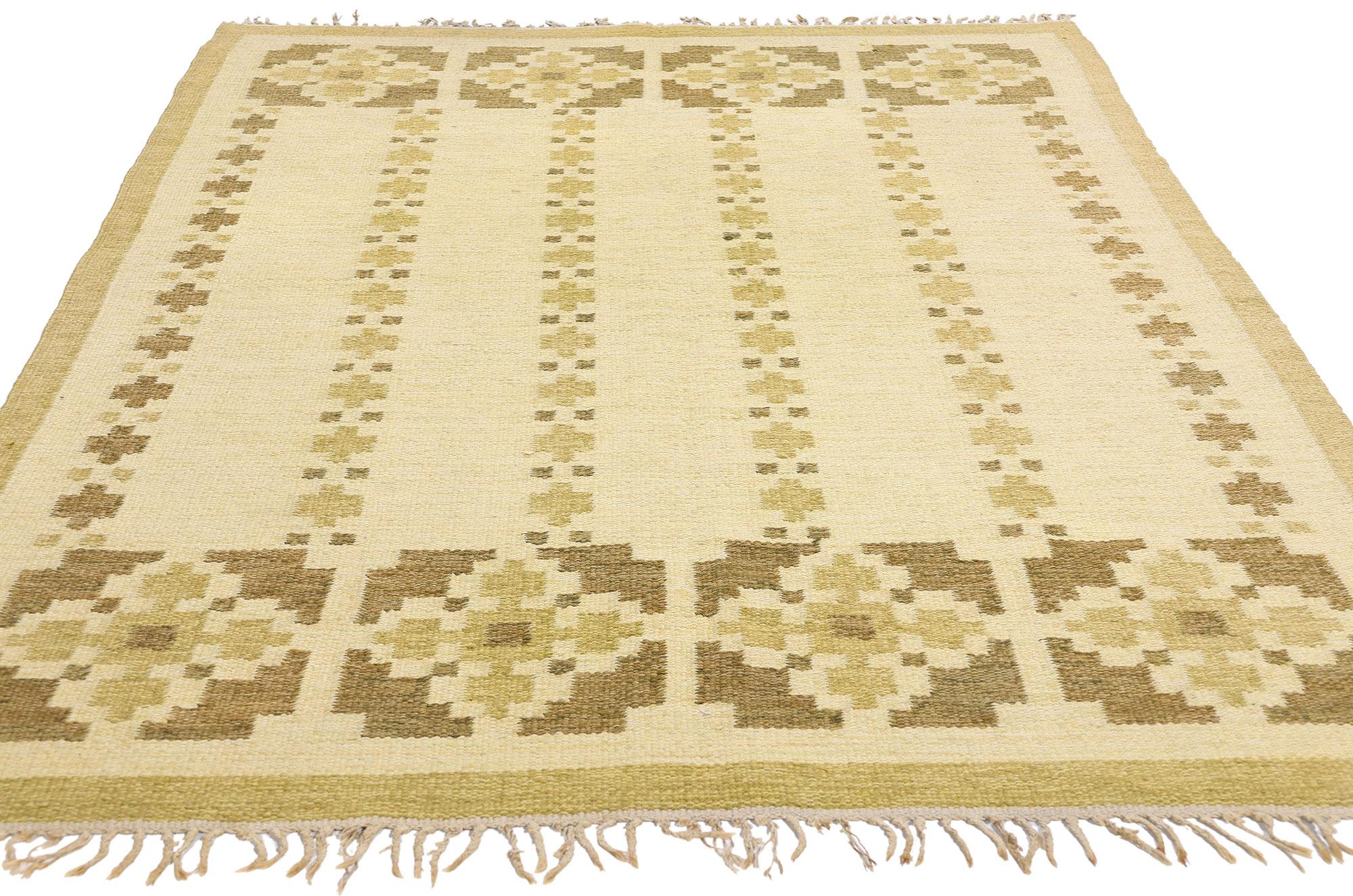 Scandinavo moderno Tappeto Kerstin Persson Vintage Scandinavo Svedese Röllakan, 04'05 x 06'09 in vendita