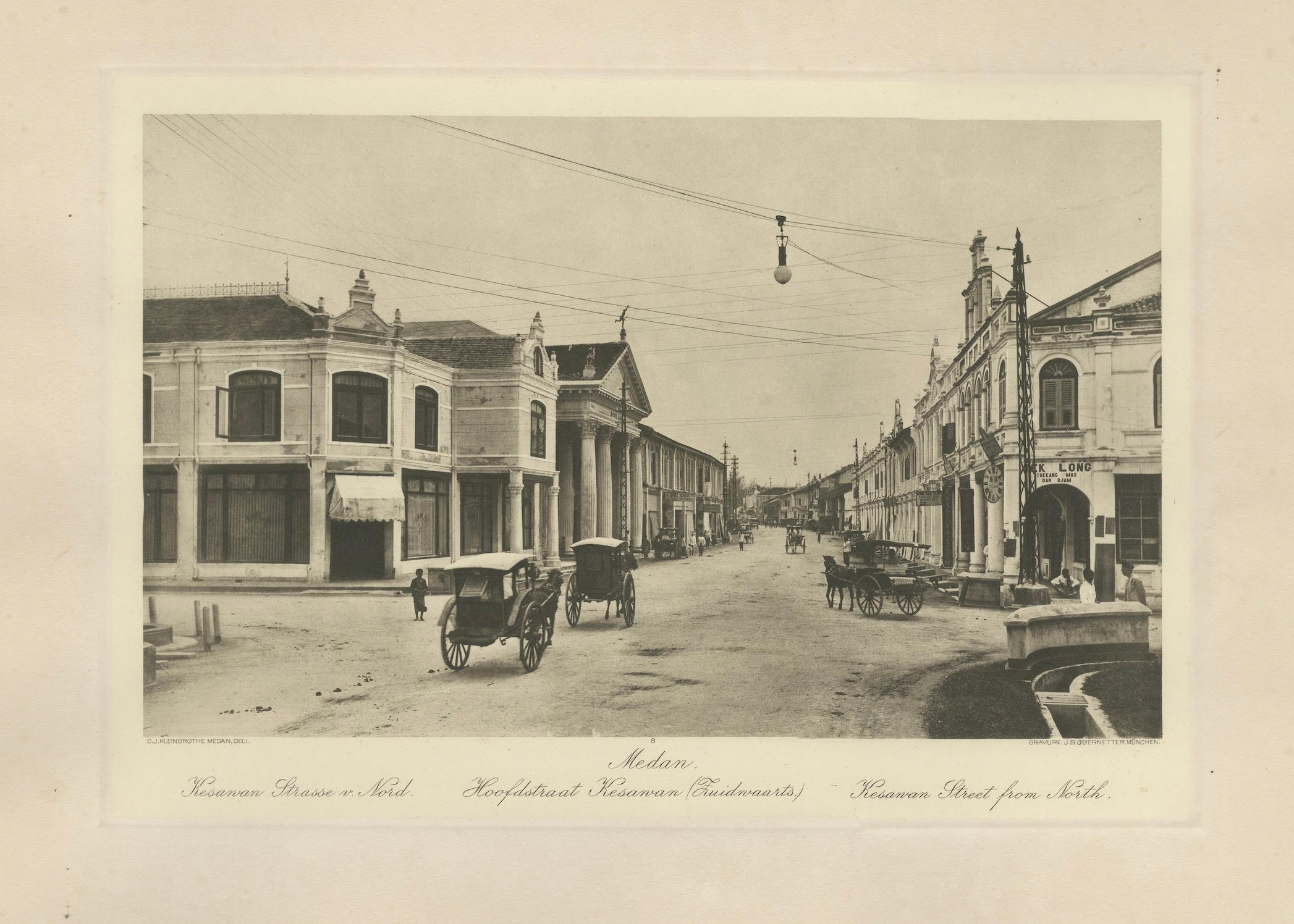 Via Kesawan da nord, Medan, Indie Orientali Olandesi - Fotogramma antico, C.C. in vendita 2