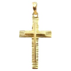 Vintage Kesemco 14 Karat Yellow Gold Cross Pendant #21517