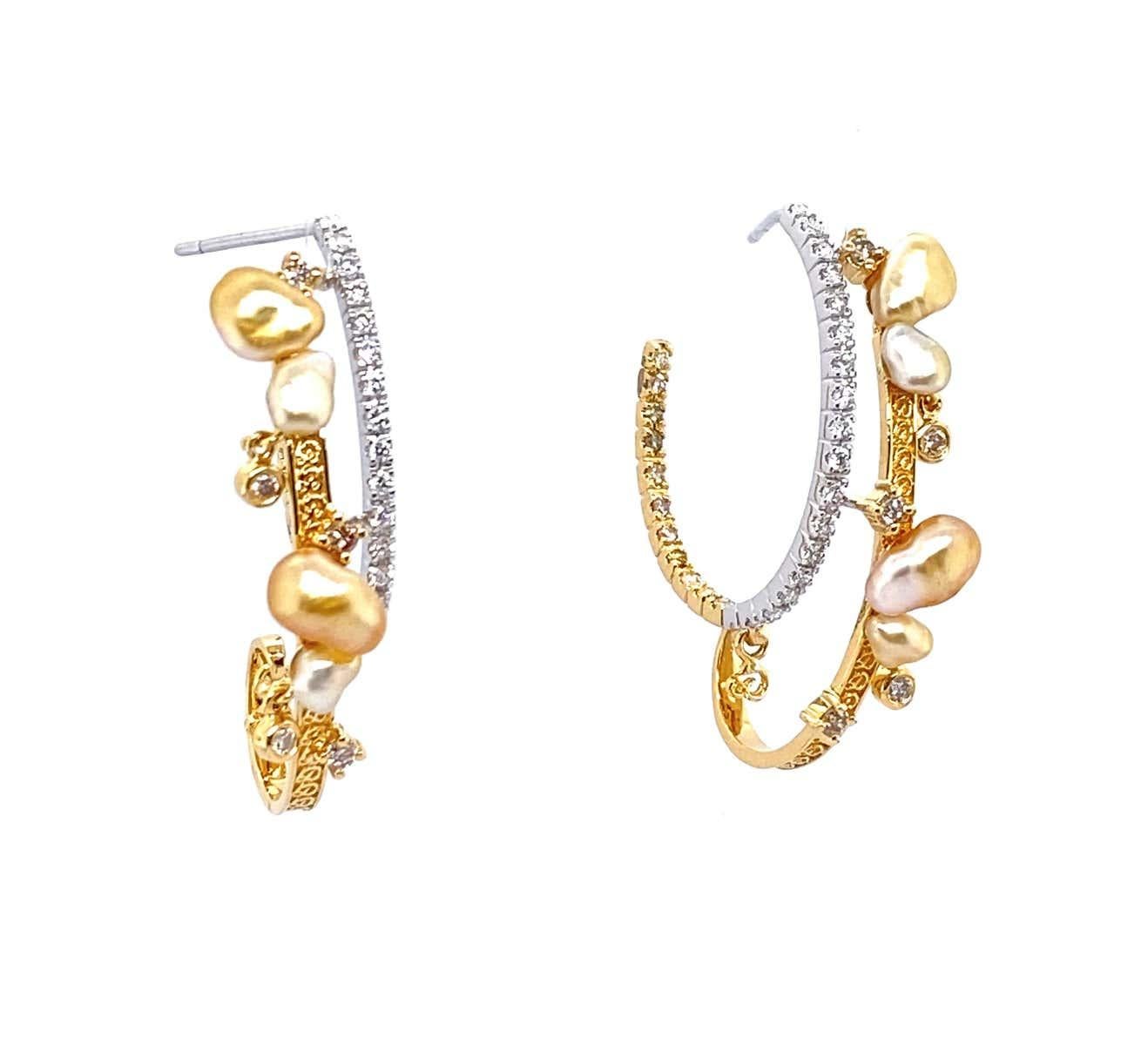 Contemporary Keshi Pearl and Diamonds Hoop Earrings in 18 Karat Gold For Sale
