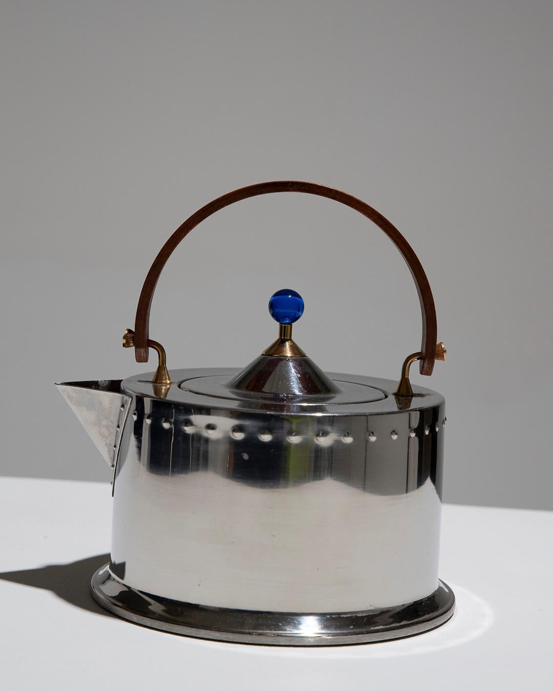 Metal Kettle 