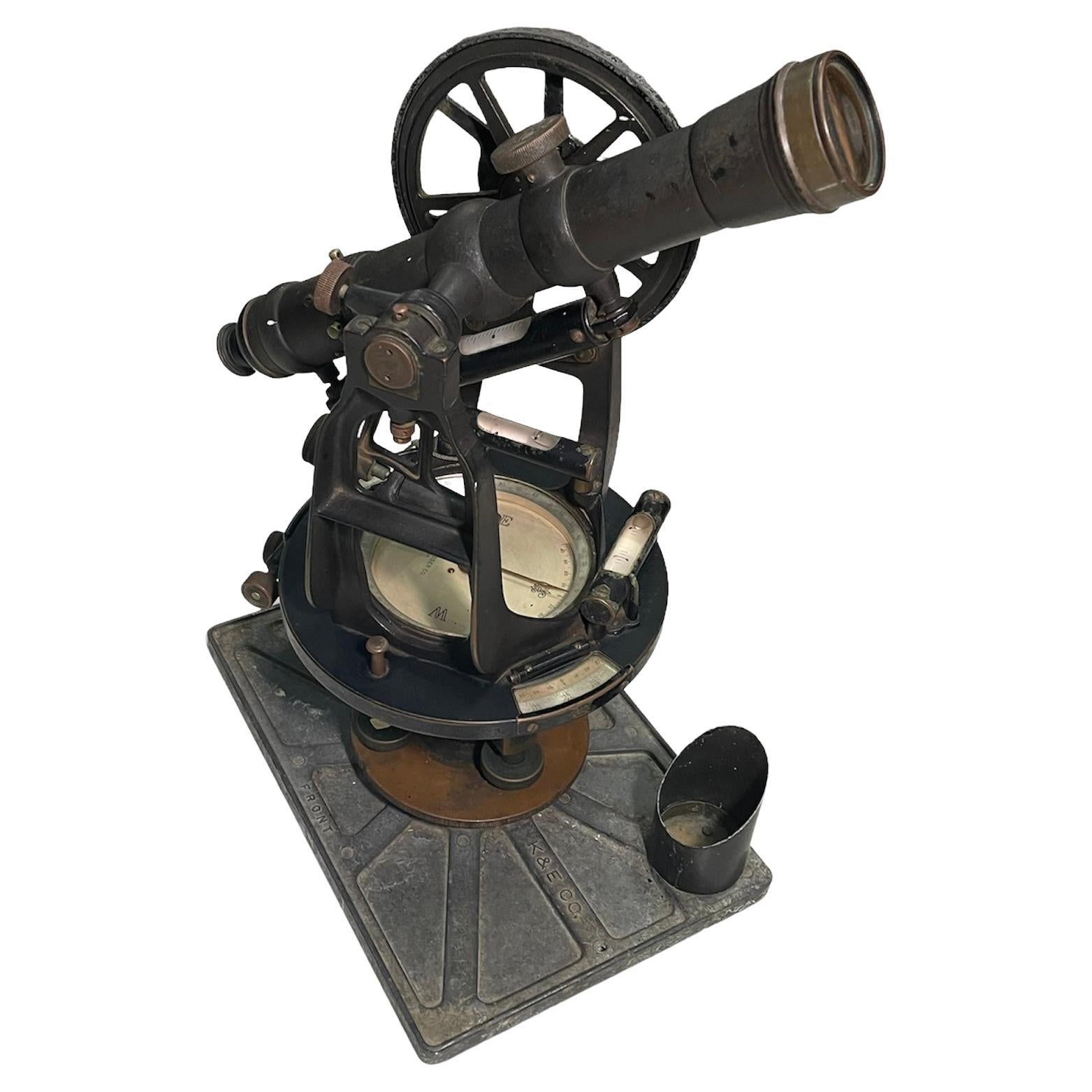 Keuffel & Esser Co. Militärisches Transit Surveyor- Teleskop