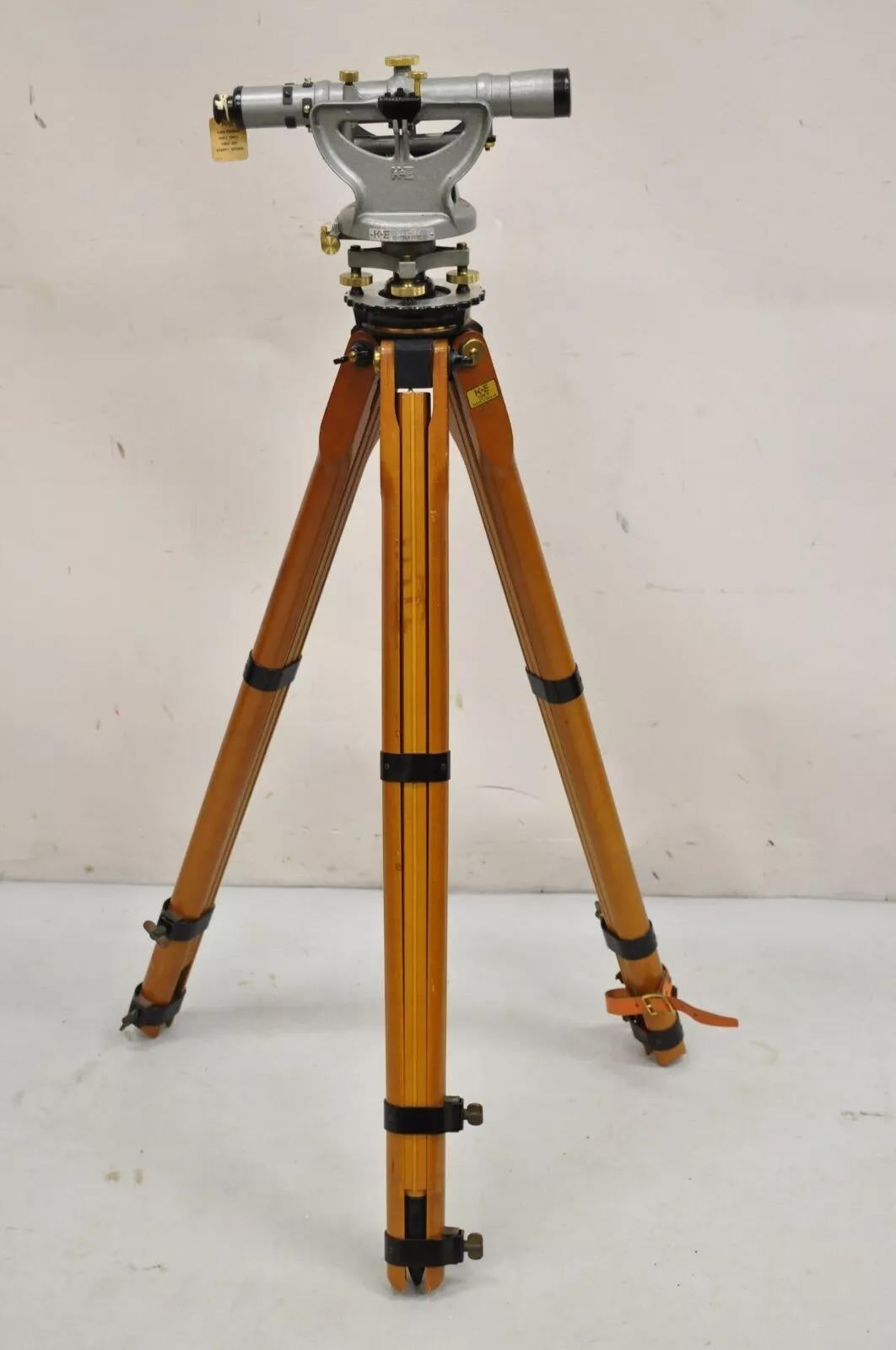 Keuffel & Esser Co Survey Transit Tripod Stand with Case Stick and Accessories (en anglais) en vente 5