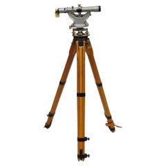 Keuffel & Esser Co Survey Transit Tripod Stand with Case Stick and Accessories (en anglais)