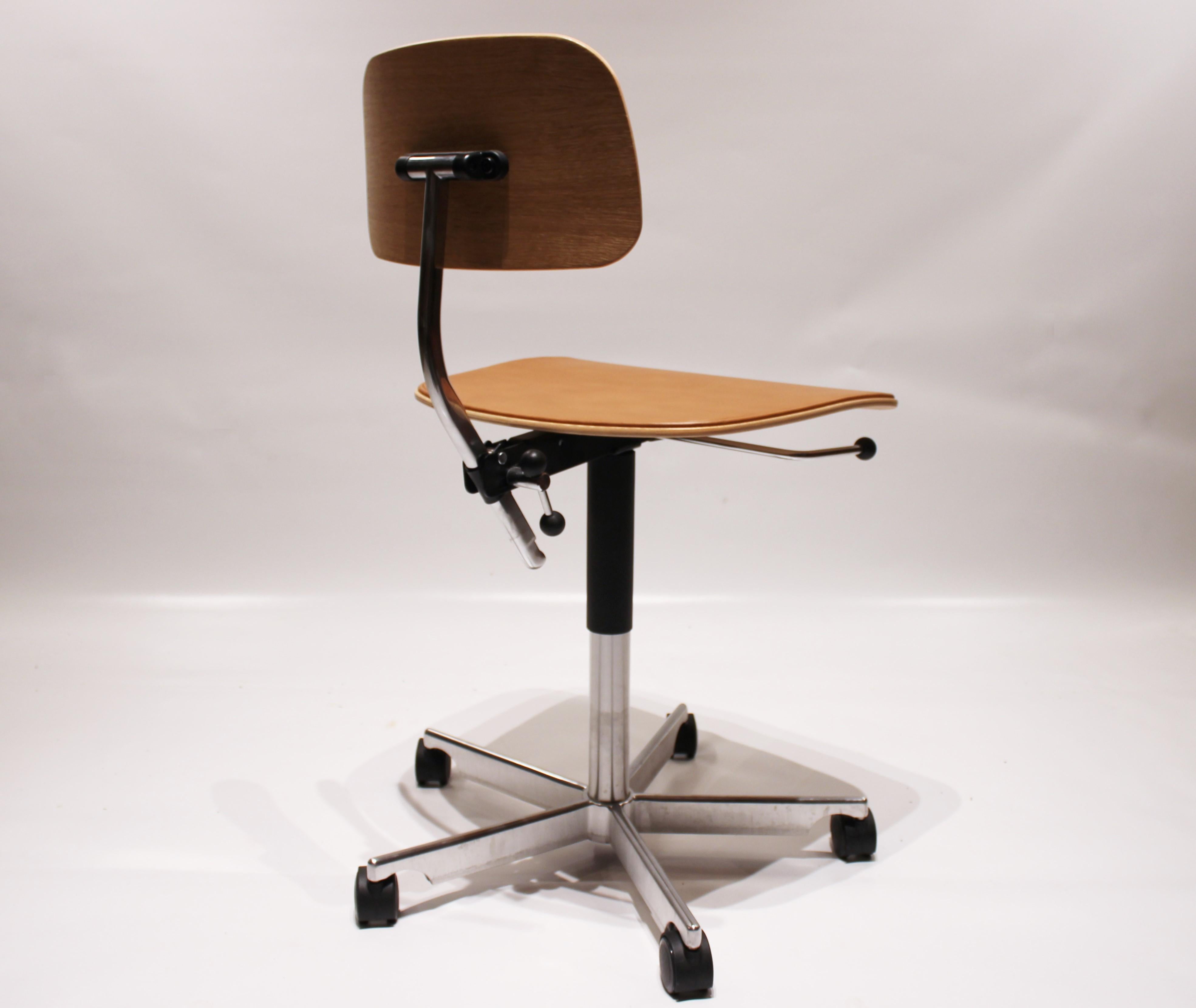 kevi chair