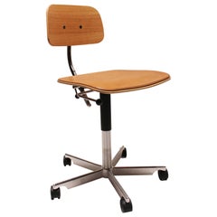 Vintage KEVI 2533 Office Chair in Oak by Jørgen Rasmussen and Engelbrechts, 2017