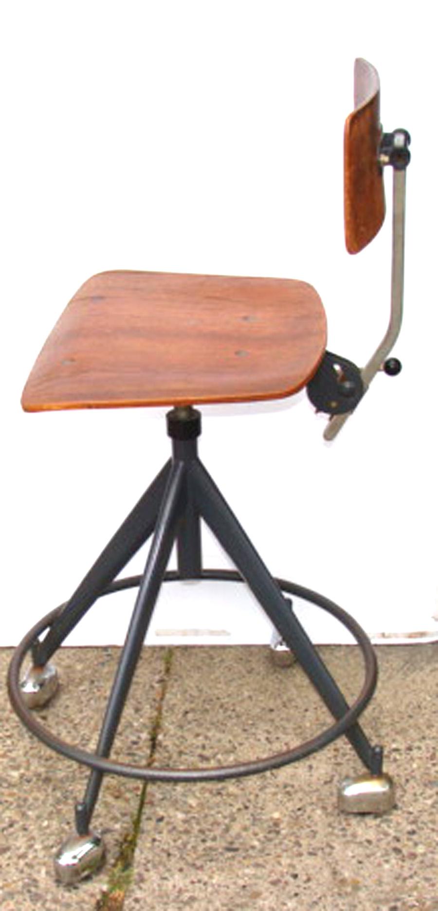 Kevi Artist or Drafting Chair Counter Stool Outstanding Design In Good Condition For Sale In Lambertville, NJ