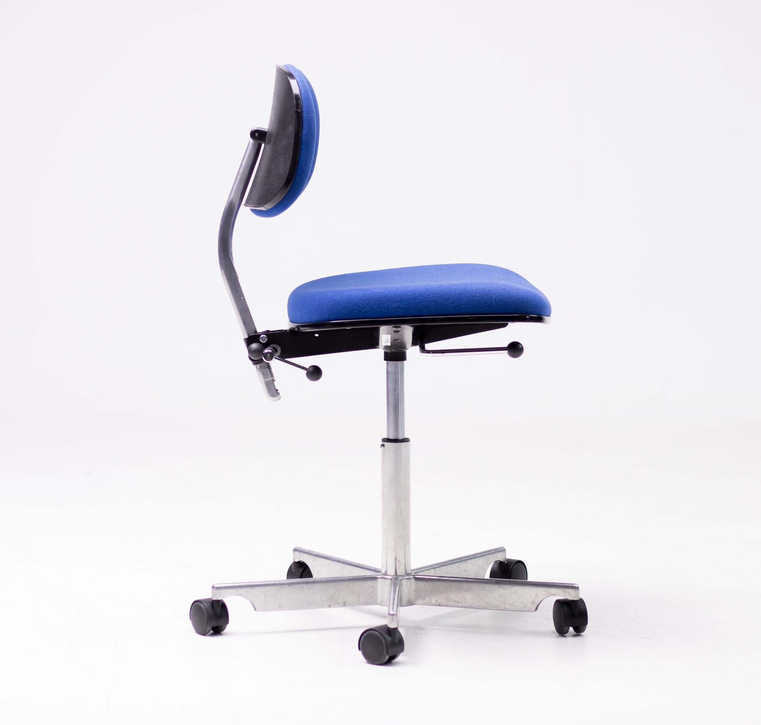 Kevi Desk Chairs In Good Condition For Sale In Dronten, NL