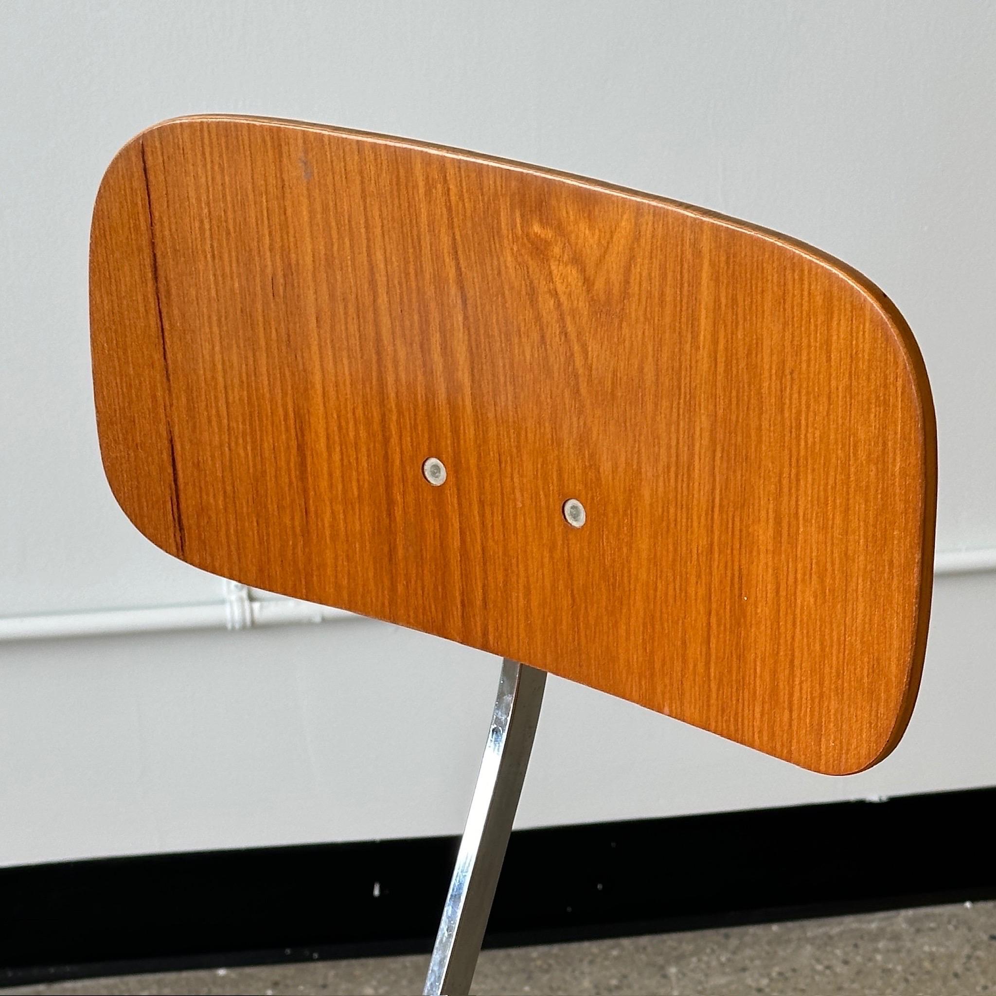 Mid-Century Modern Kevi Drafting Stool by Jorgen Rasmussen For Sale
