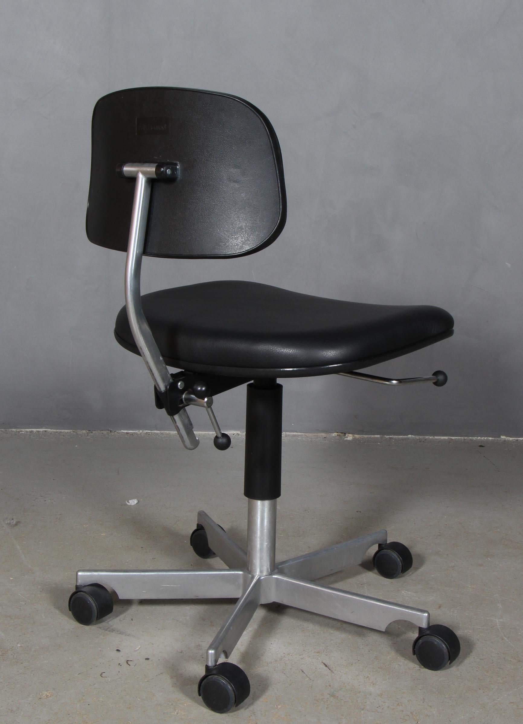 Scandinavian Modern Kevi Office Chair by Jørgen Rasmussen For Sale