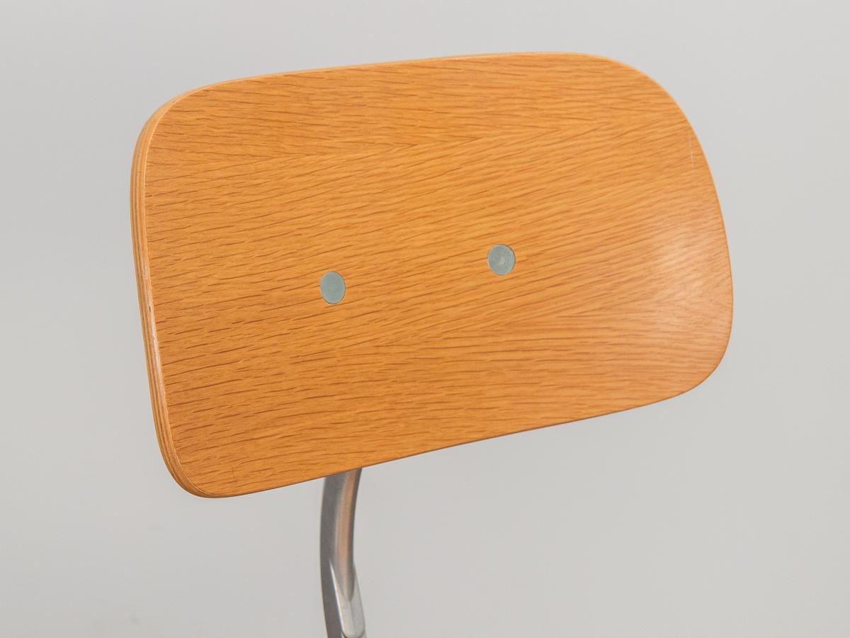 Kevi Swivel Desk Chair 1