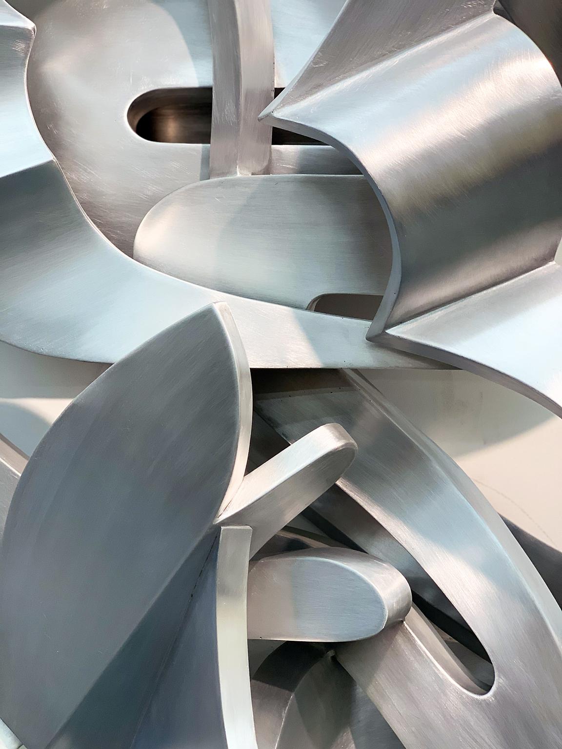 Zeitgenössische abstrakte Metall-Wandrelief-Skulptur „Fernande“ in Silber im Angebot 1
