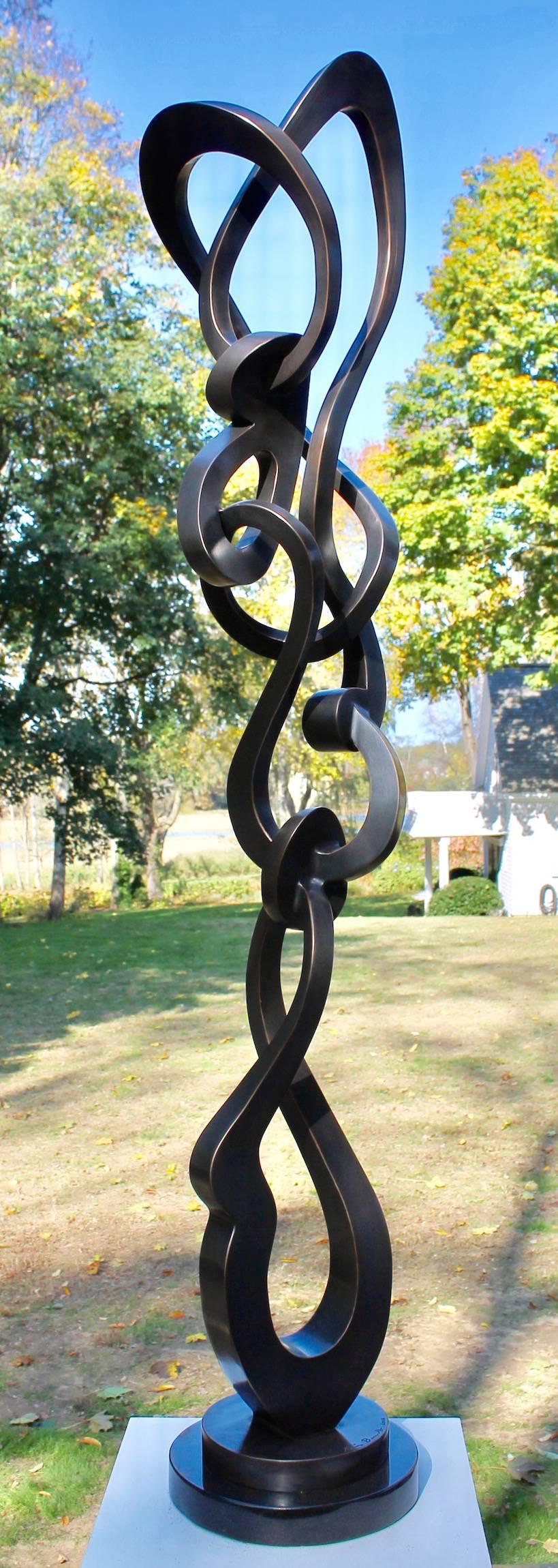 Scultura astratta in metallo di Kevin Barrett 
