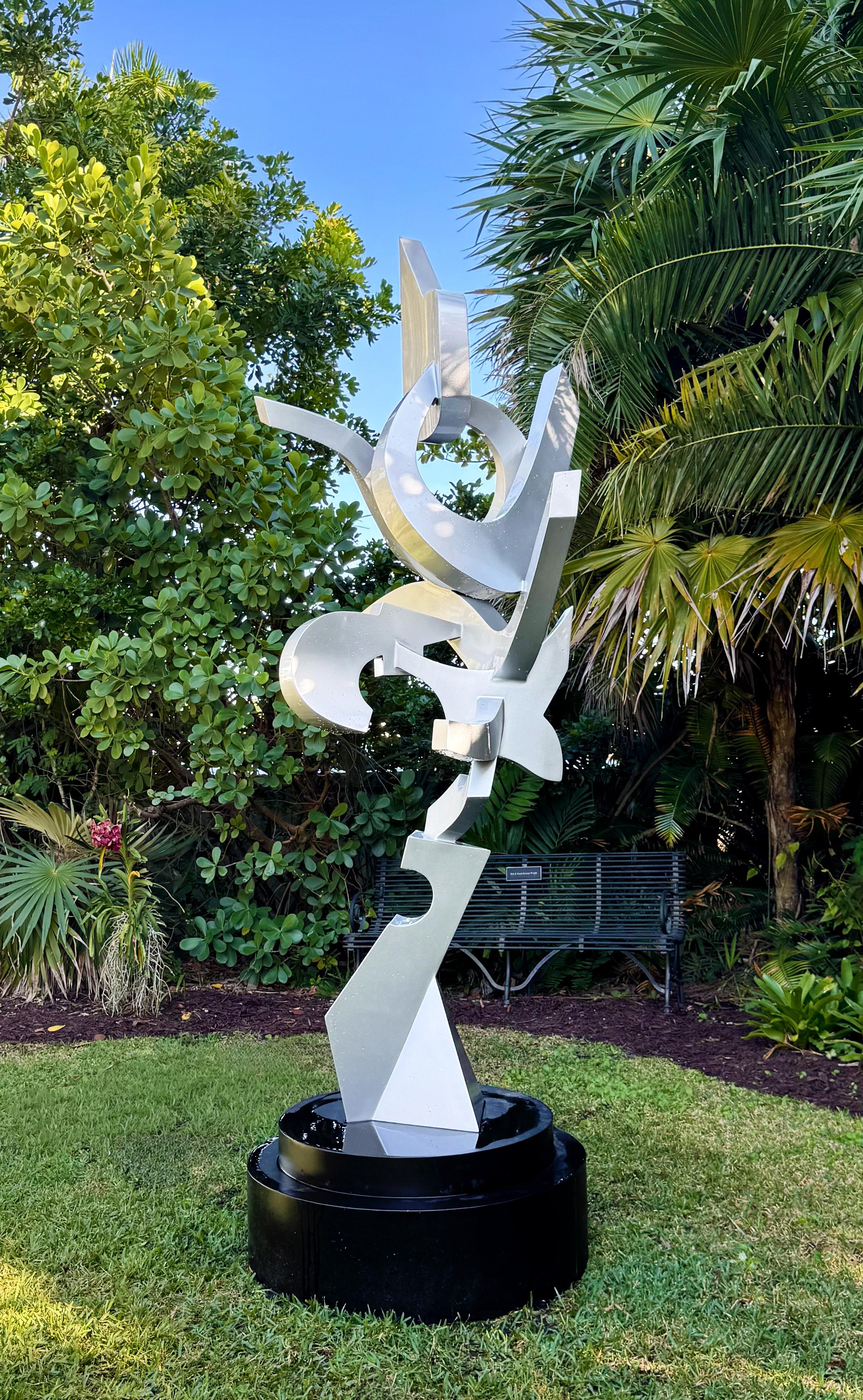 «Naj II » de Kevin Barrett, sculpture abstraite en métal aluminium en argent