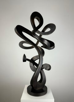 "Revolve", Sculpture abstraite en bronze fabriquée d'une seule pièce, Sculpture en métal d'extérieur