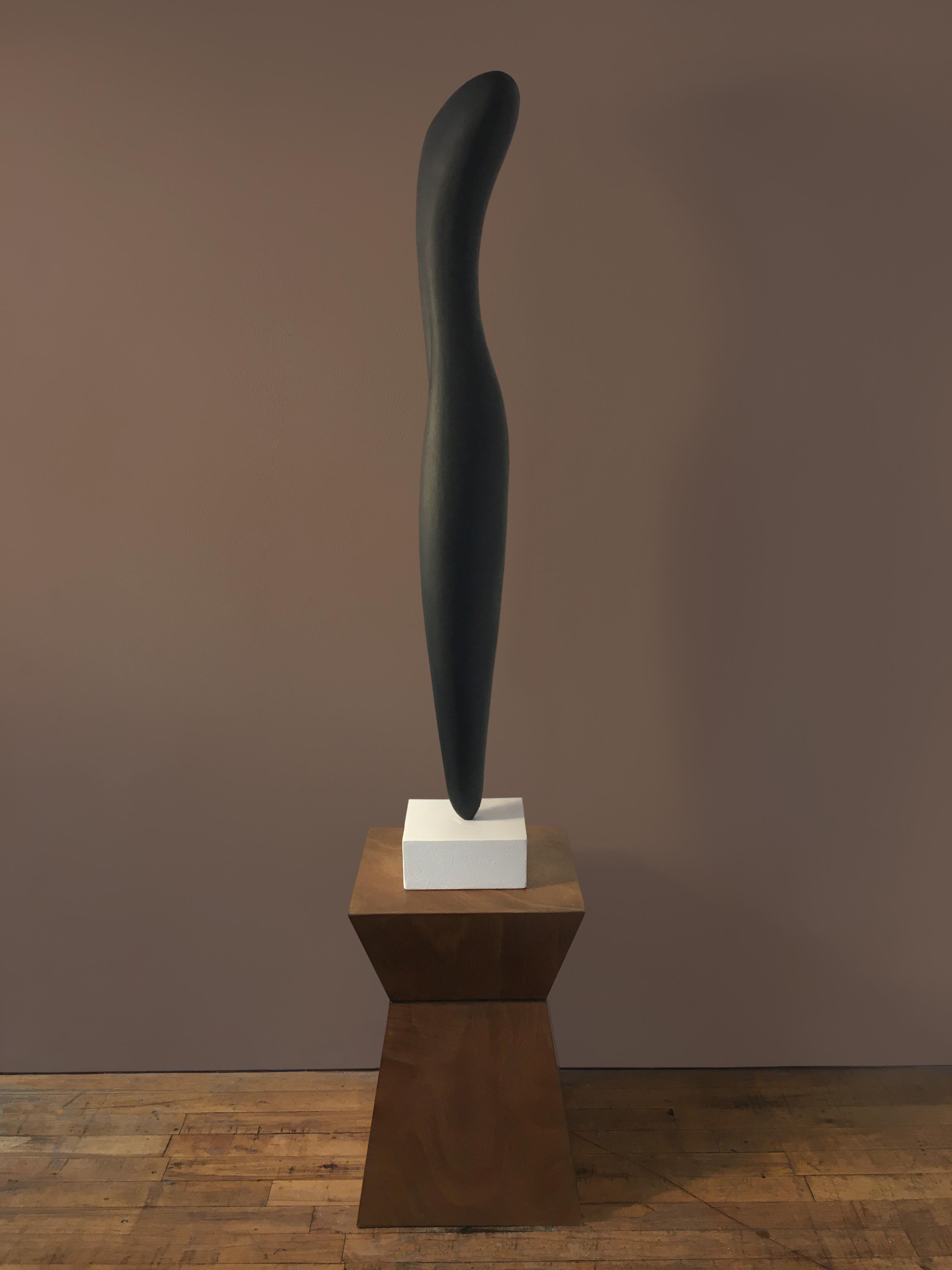 Messer mit Messer – Sculpture von Kevin Kelly