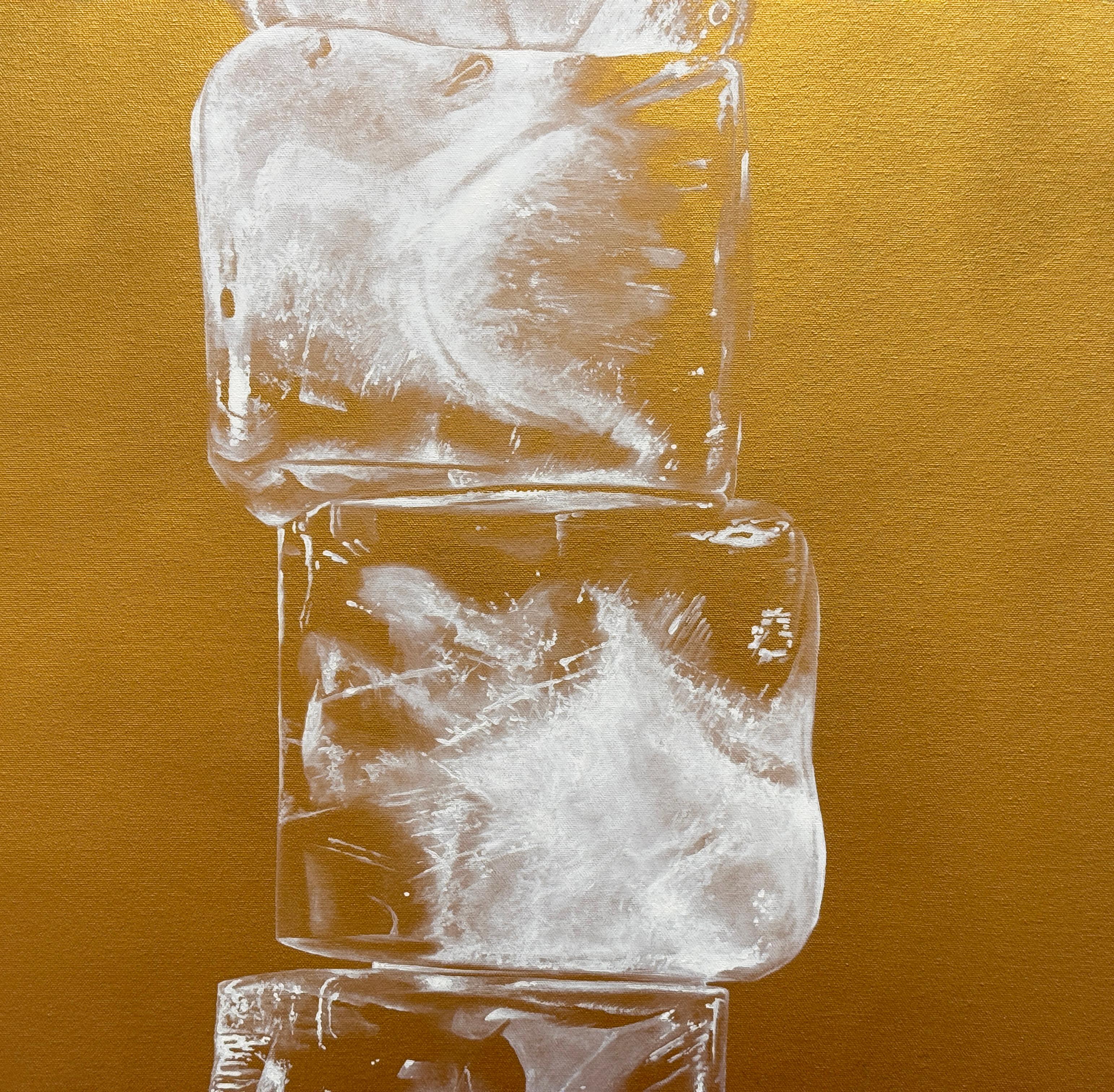 Through ephemeral constructions of ice cubes and origami paper boxes, Kevin Palme (b. 1976, Morristown, NJ) seeks to convey the transitory nature of life. 

As the artist explains, 
