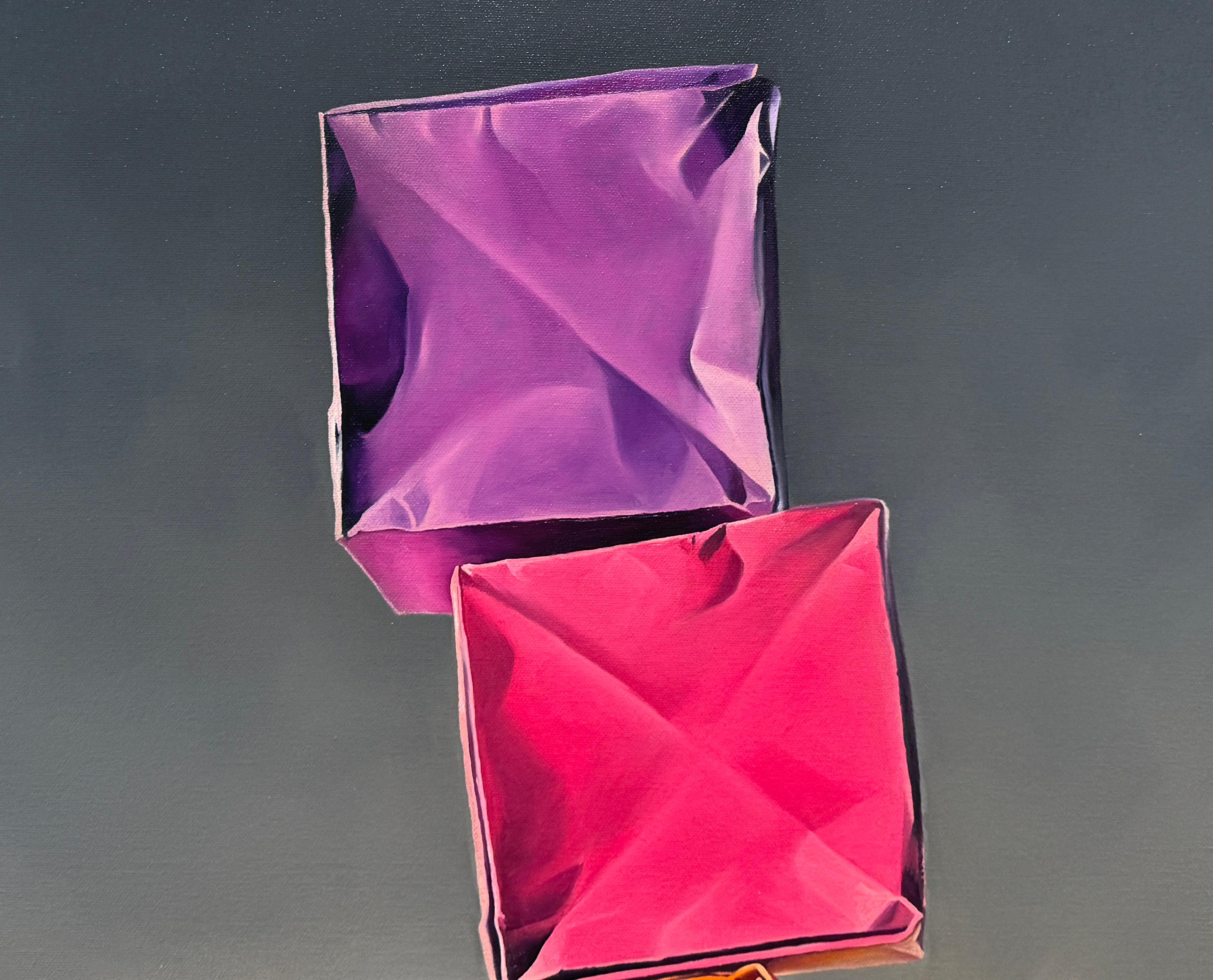 Pittura a olio originale di Kevin Palme. 

Attraverso costruzioni effimere di cubetti di ghiaccio e scatole di carta origami, Kevin Palme (nato nel 1976, Morristown, NJ) cerca di trasmettere la natura transitoria della vita. 

Come spiega l'artista,