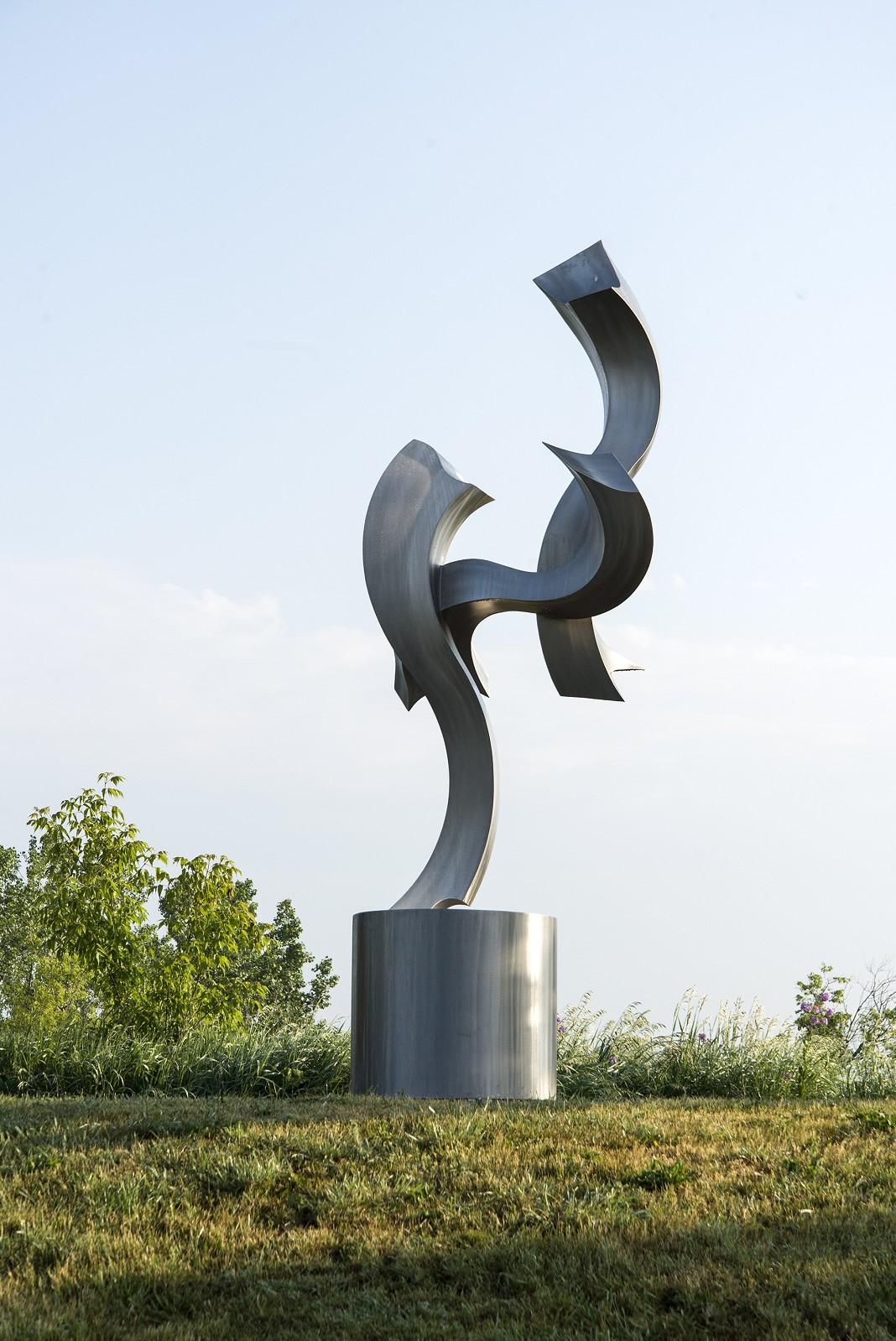 Soaring Embrace - rippling s-curved bands of stainless steel outdoor sculpture - Sculpture by Kevin Robb