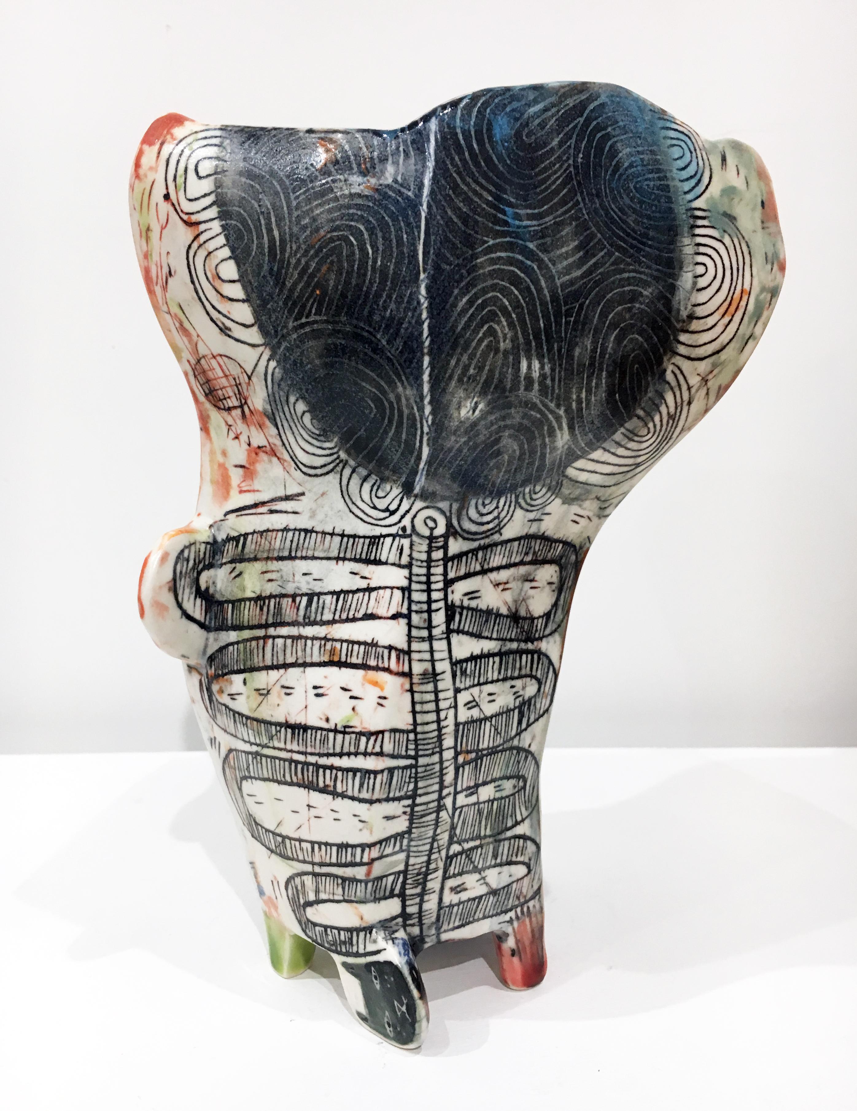 „Naked Truth“, Abstrakte Porzellanskulptur, Oberflächenillustration, Unterglasur (Zeitgenössisch), Sculpture, von Kevin Snipes