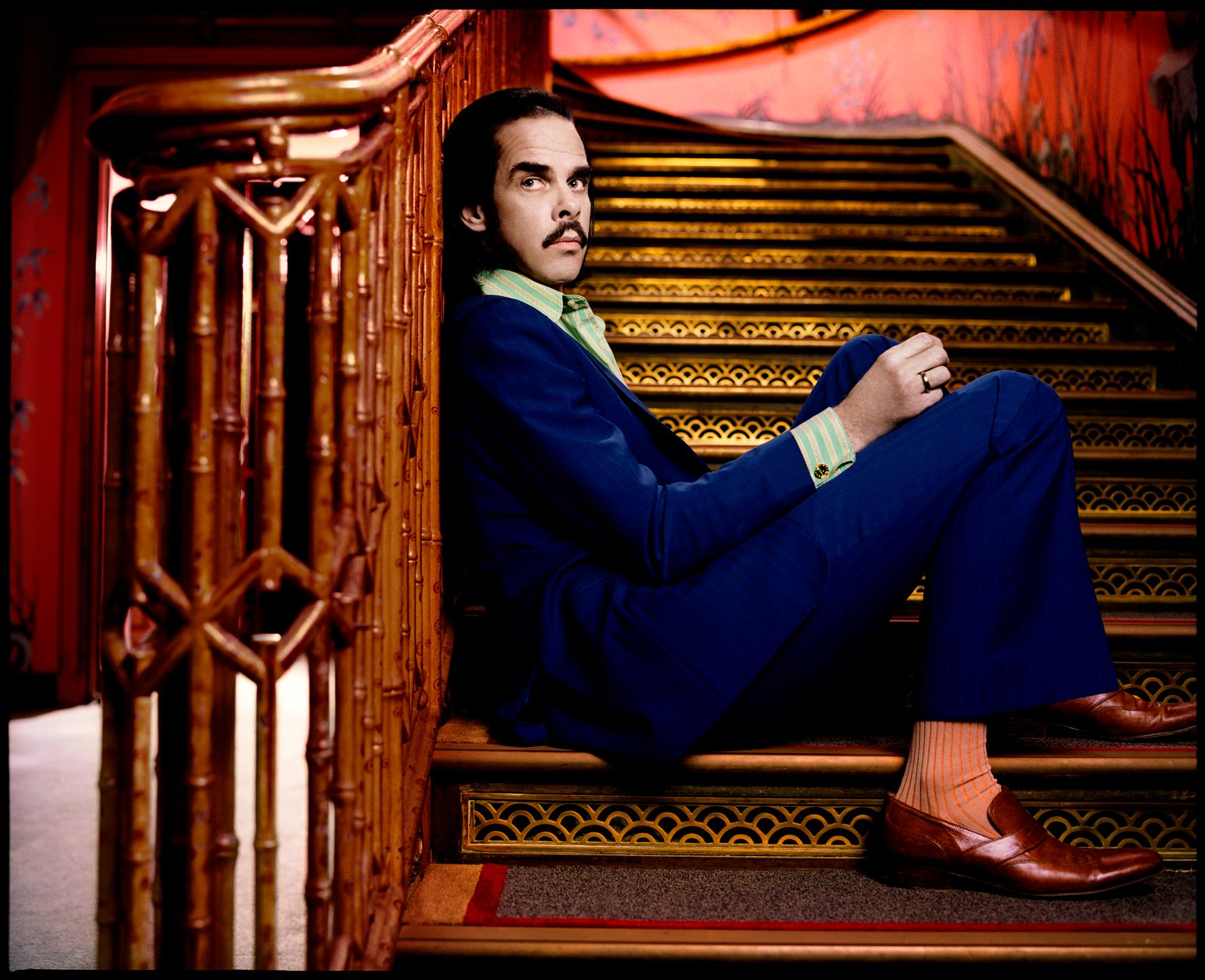 Nick Cave

2022

da Kevin Westenberg
Edizione limitata firmata

Kevin Westenberg è famoso per aver creato immagini provocatorie ed elettrizzanti di musicisti, artisti e star del cinema di fama mondiale per oltre 25 anni.

La sua tecnica di