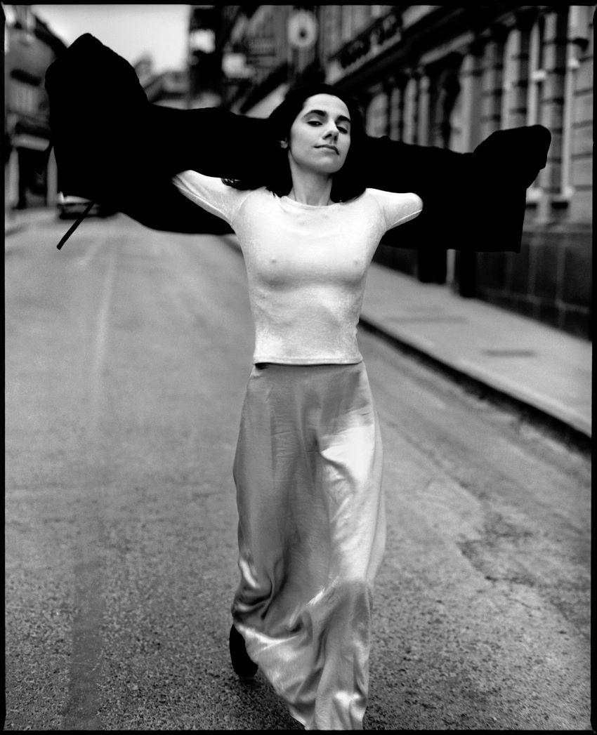 Pj Harvey 

2000

by Kevin Westenberg
Signed Limited Edition

Kevin Westenberg is famed for his creation of provocative and electrifying images of world-class musicians, artists and movie stars for over 25 years.

His technique of lighting, colour