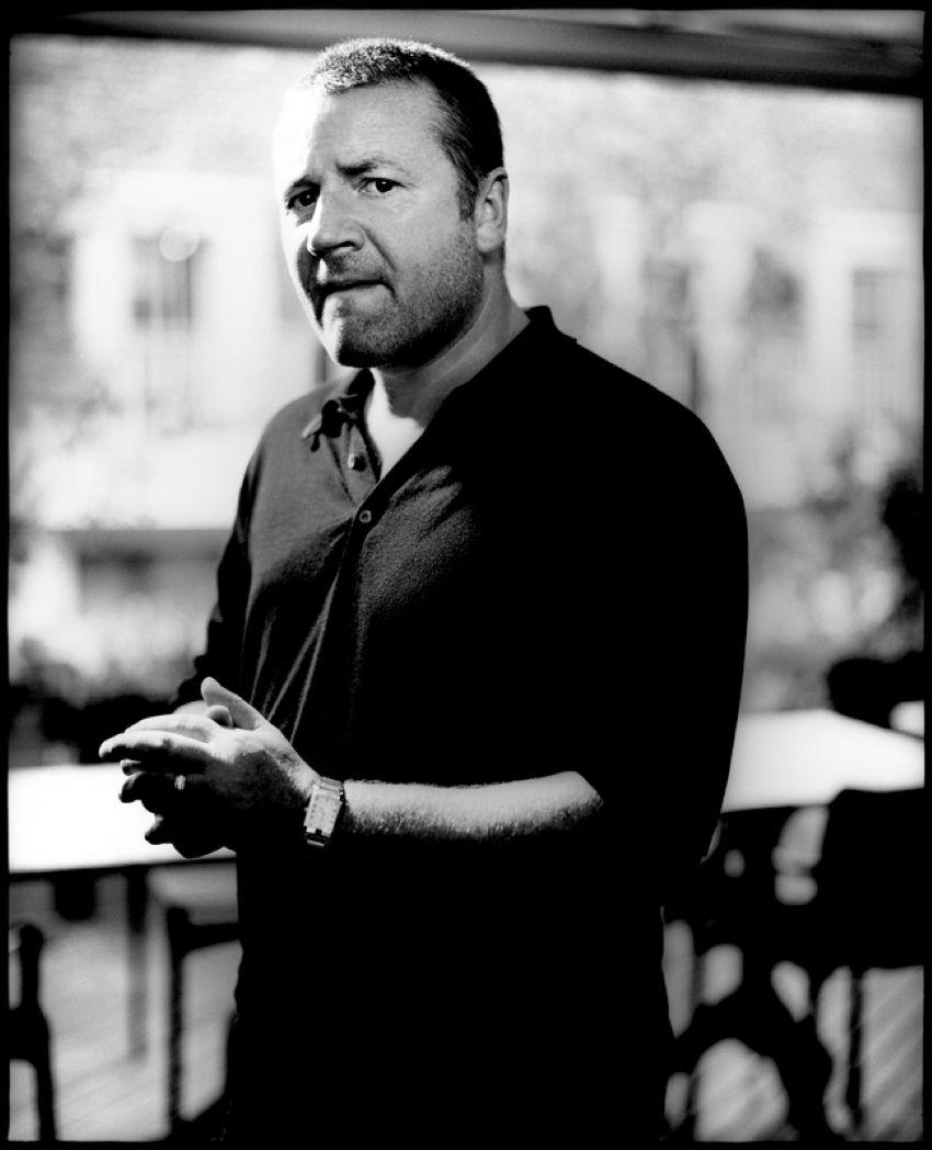Ray Winstone 

da Kevin Westenberg
Edizione limitata firmata

Kevin Westenberg è famoso per aver creato immagini provocatorie ed elettrizzanti di musicisti, artisti e star del cinema di fama mondiale per oltre 25 anni.

La sua tecnica di