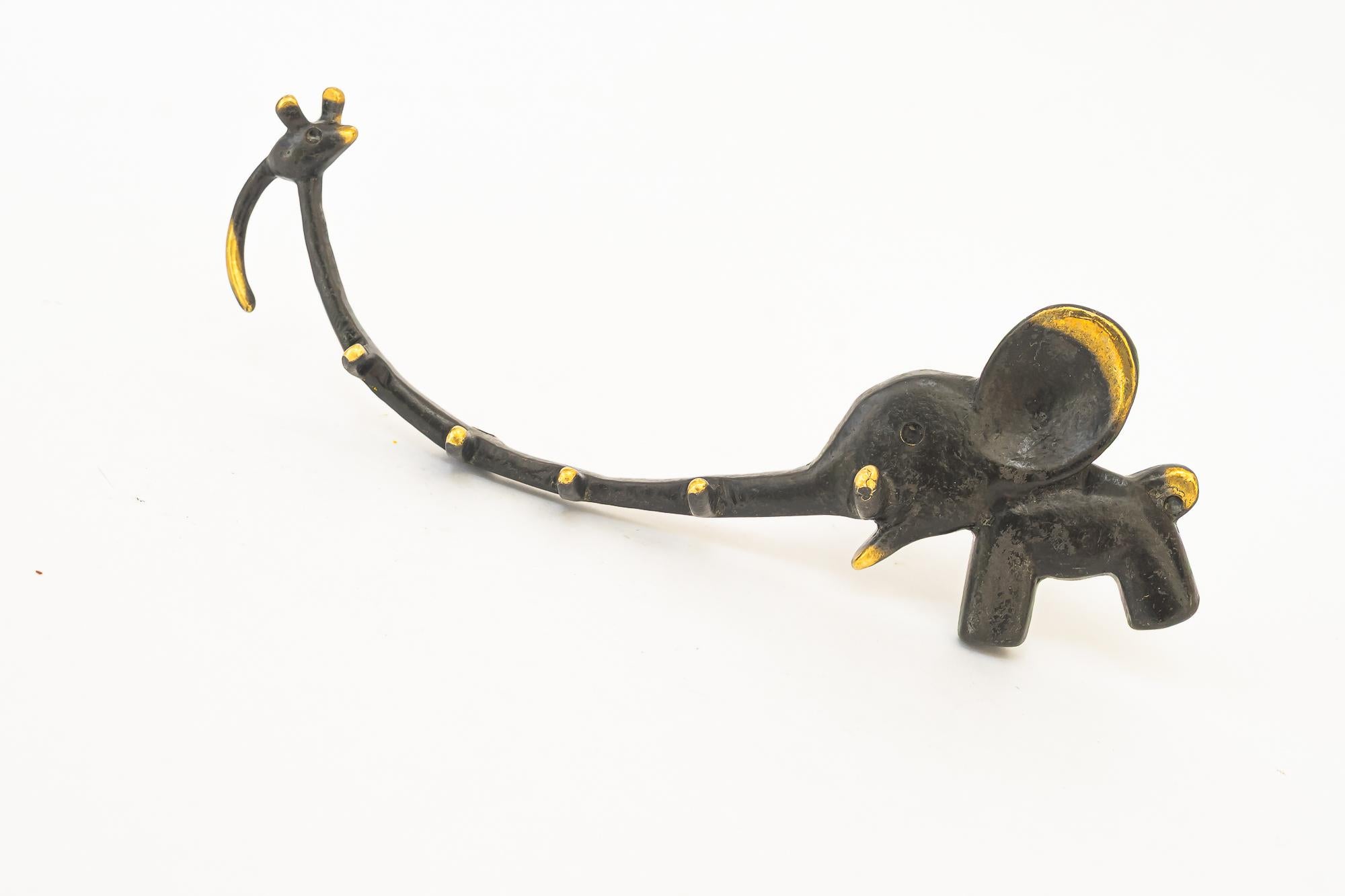 key holder sculpture elephant by walter bosser for wall vienna around 1950s In Good Condition For Sale In Wien, AT