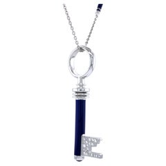 Halskette mit Schlüsselanhänger, 18k Weißgold Blau Emaille 44 Diamanten 0,36 Karat GVS Rubellit