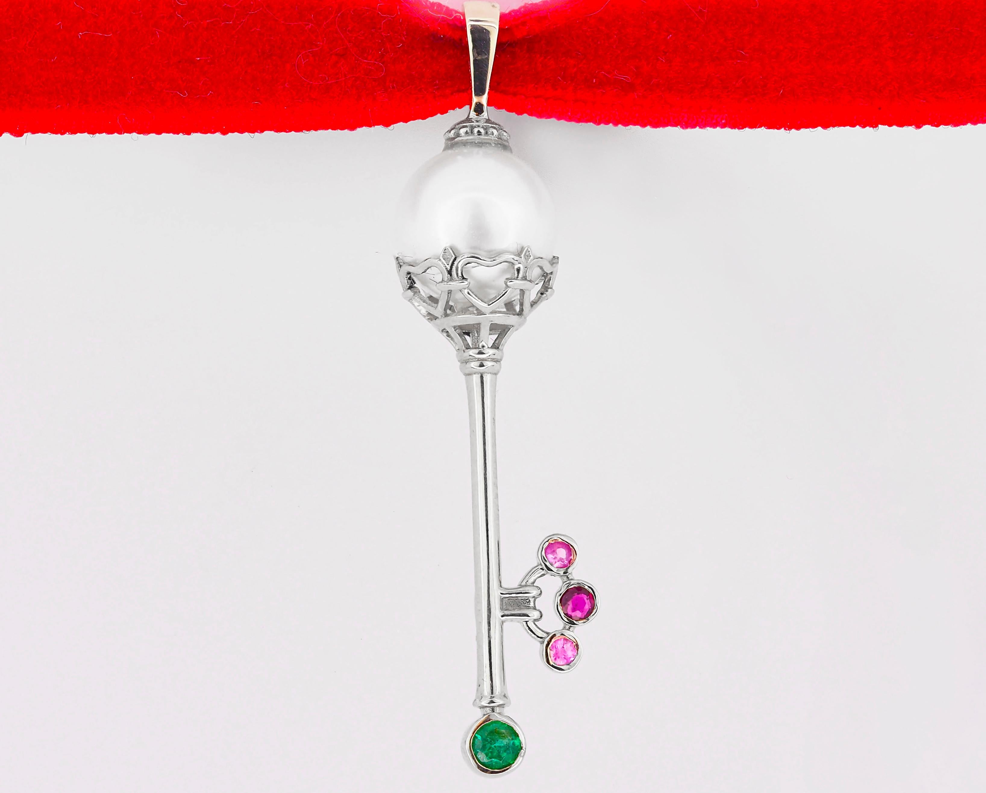 Key pendant with pearl, emerald and sapphires.  In New Condition For Sale In Istanbul, TR