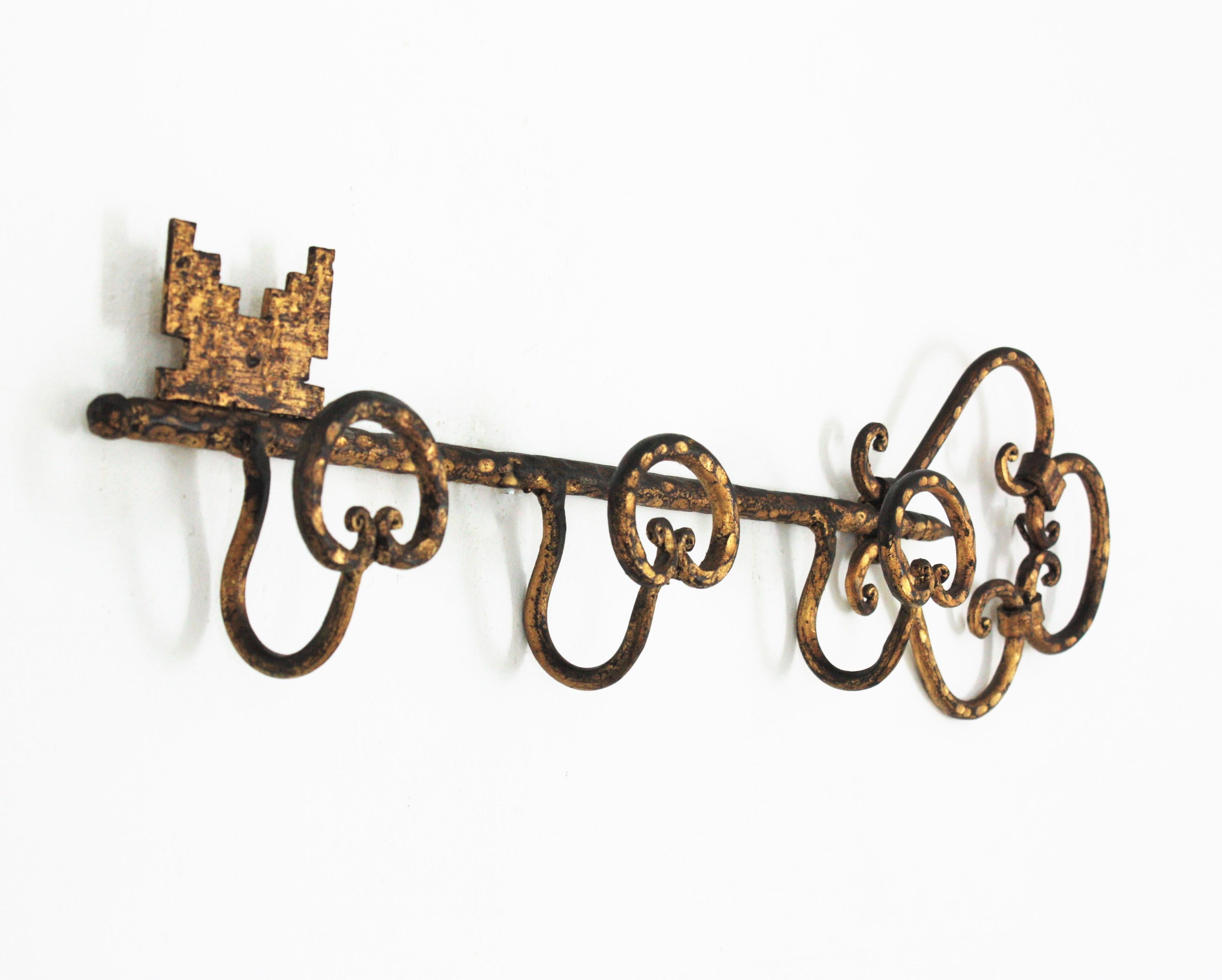Wall Coat Rack with Key Shape, Wrought Gilt Iron In Good Condition For Sale In Barcelona, ES