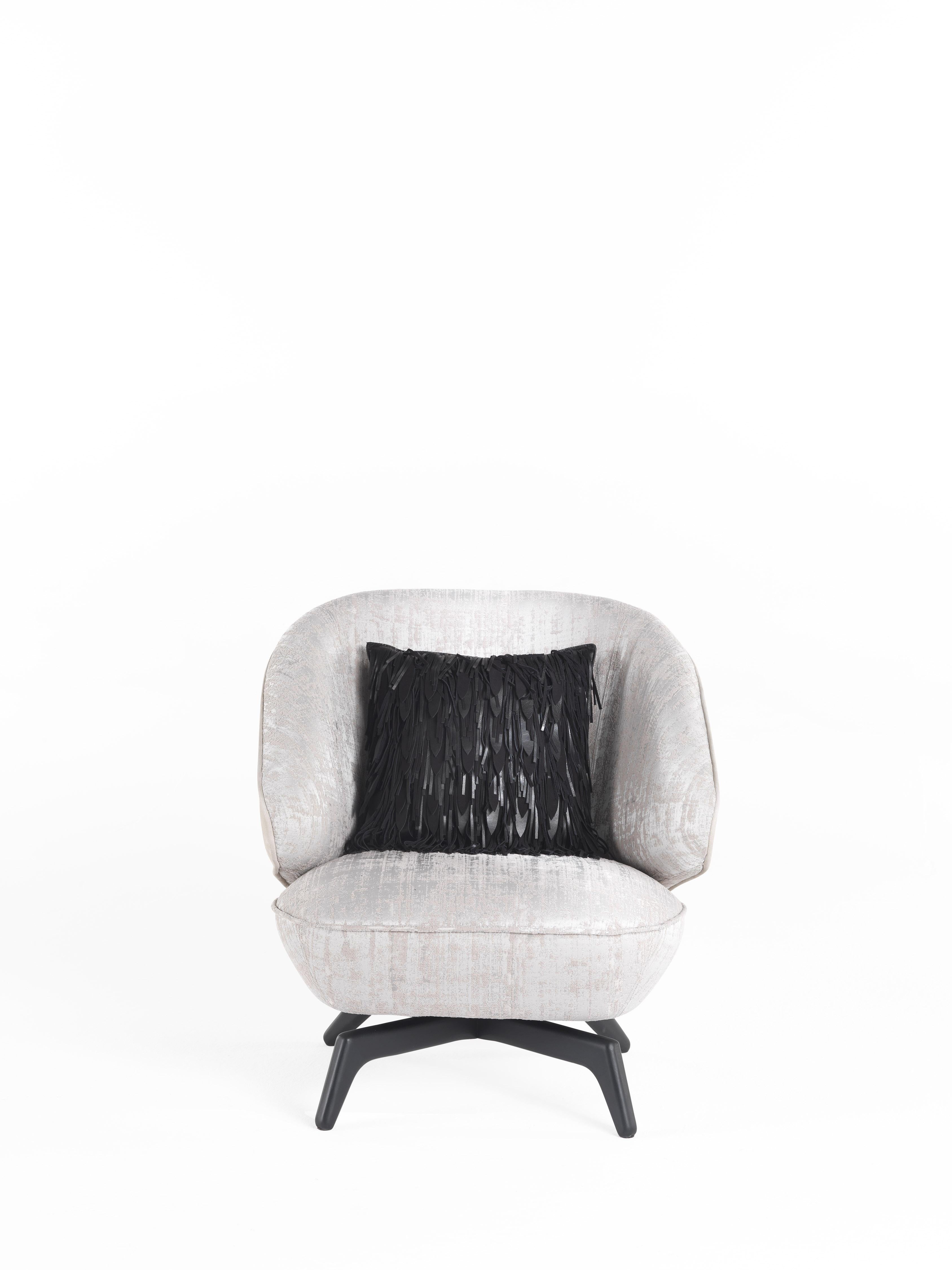 Modern 21st Century Key West Armchair in Jacquard by Roberto Cavalli Home Interiors  For Sale
