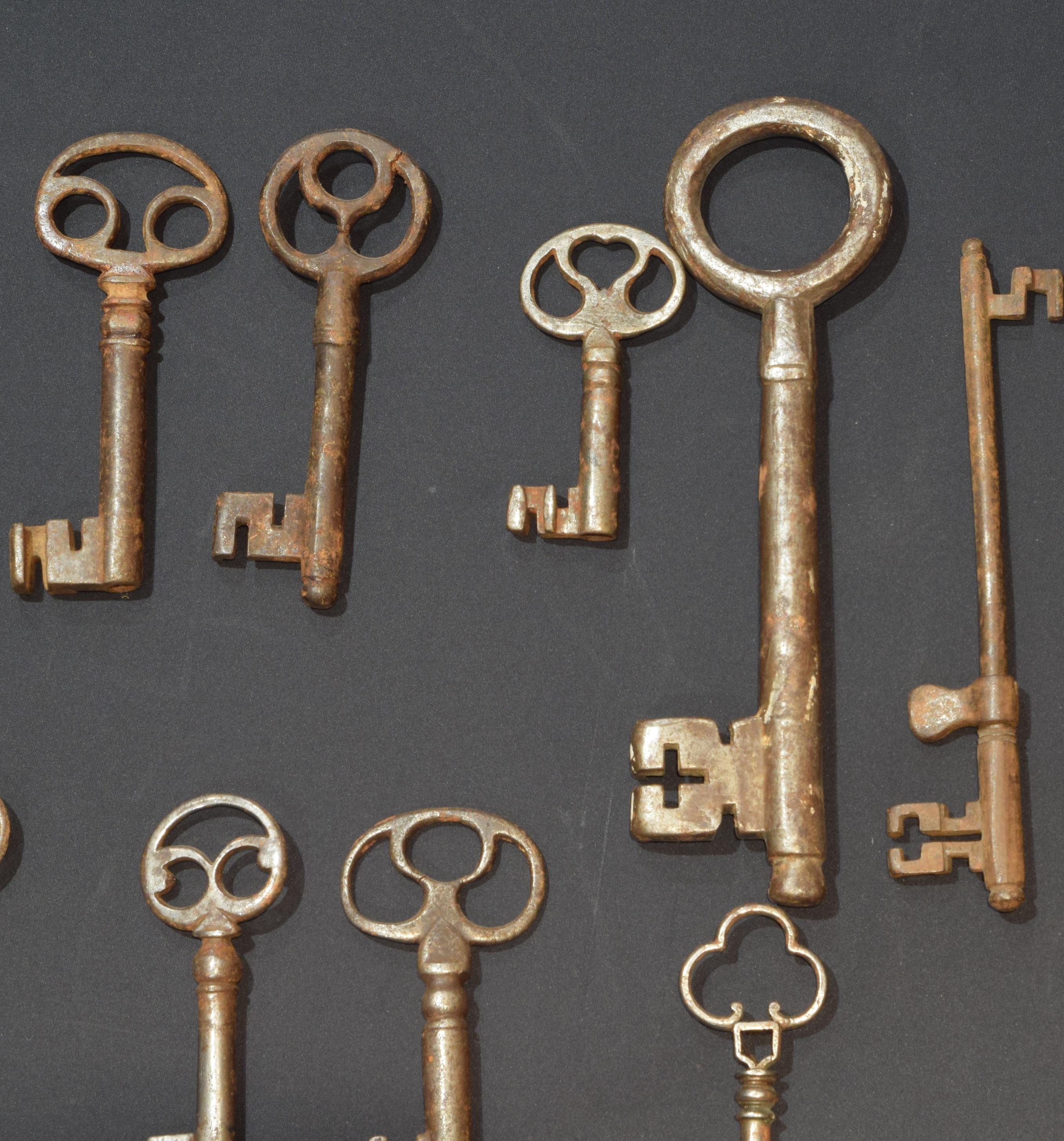 17th century key