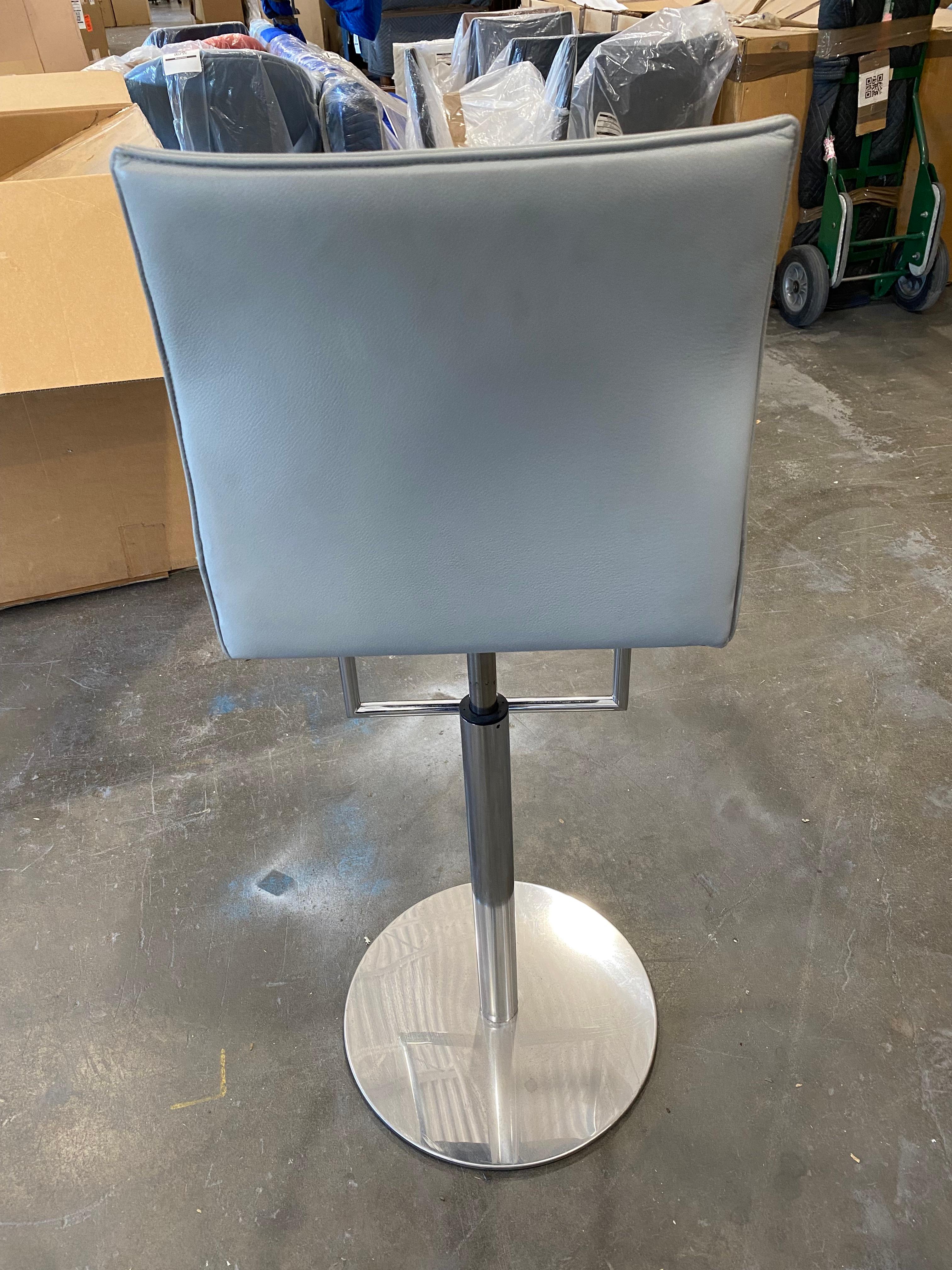 KFF Glooh Adjustable Swivel Stool in STOCK For Sale 4