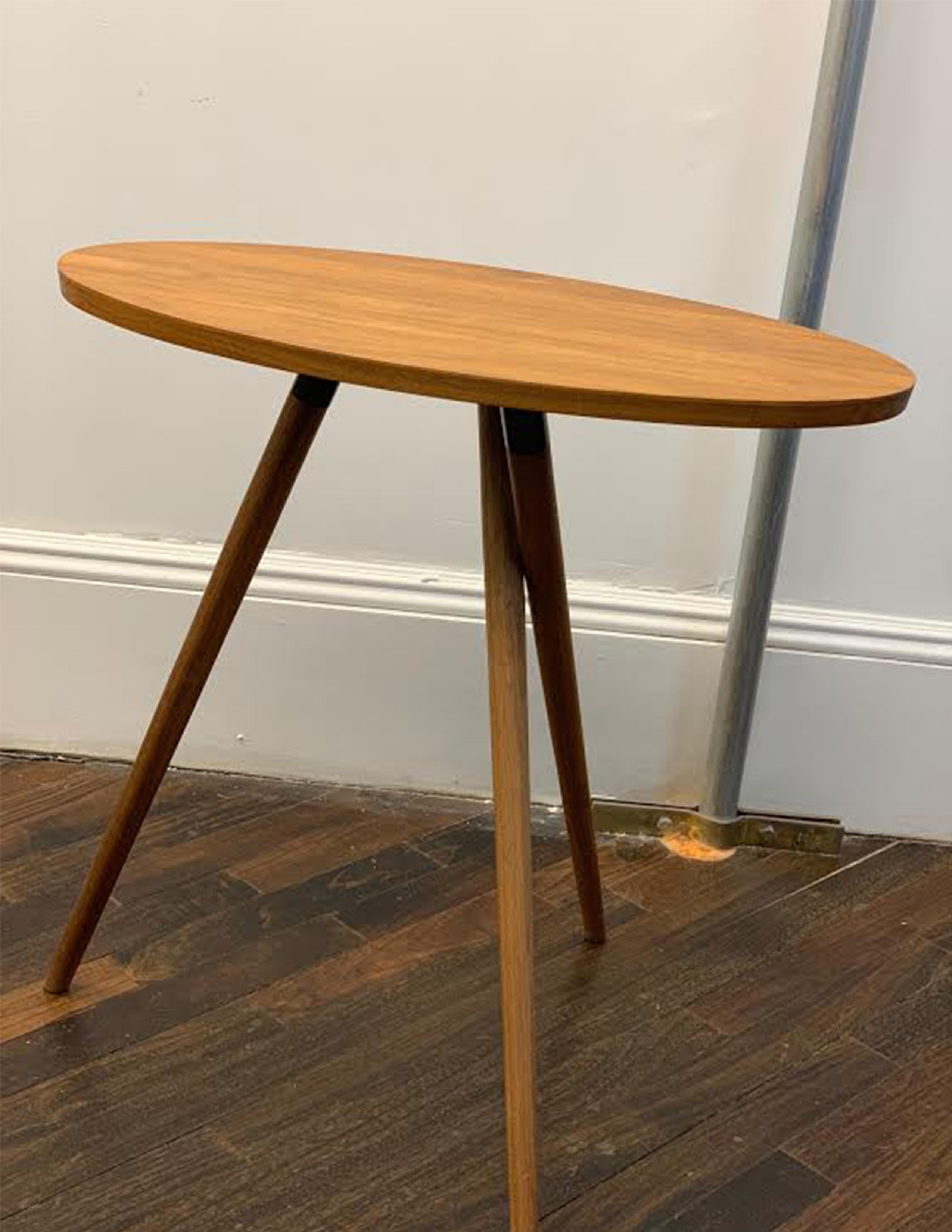 KFF Oval YCKS Natural Walnut Side Table In Excellent Condition In New York, NY