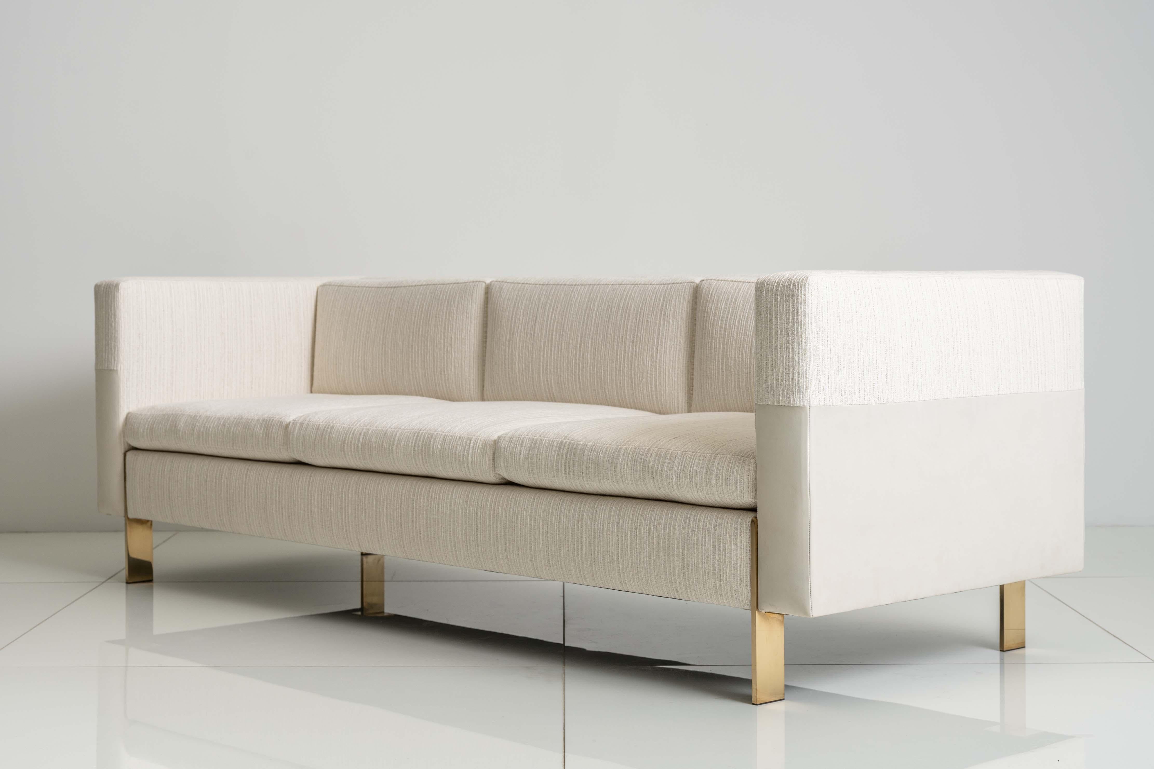 The Villaflor Sofa’s bladelike leg detail appears to pierce the upholstery, wedding the base to the seat and anchoring the whole. A second material has been introduced to the Villaflor’s exterior, creating a play of light and texture.
