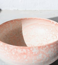 KH Würtz Cauldron Bowl in Watermelon Glaze