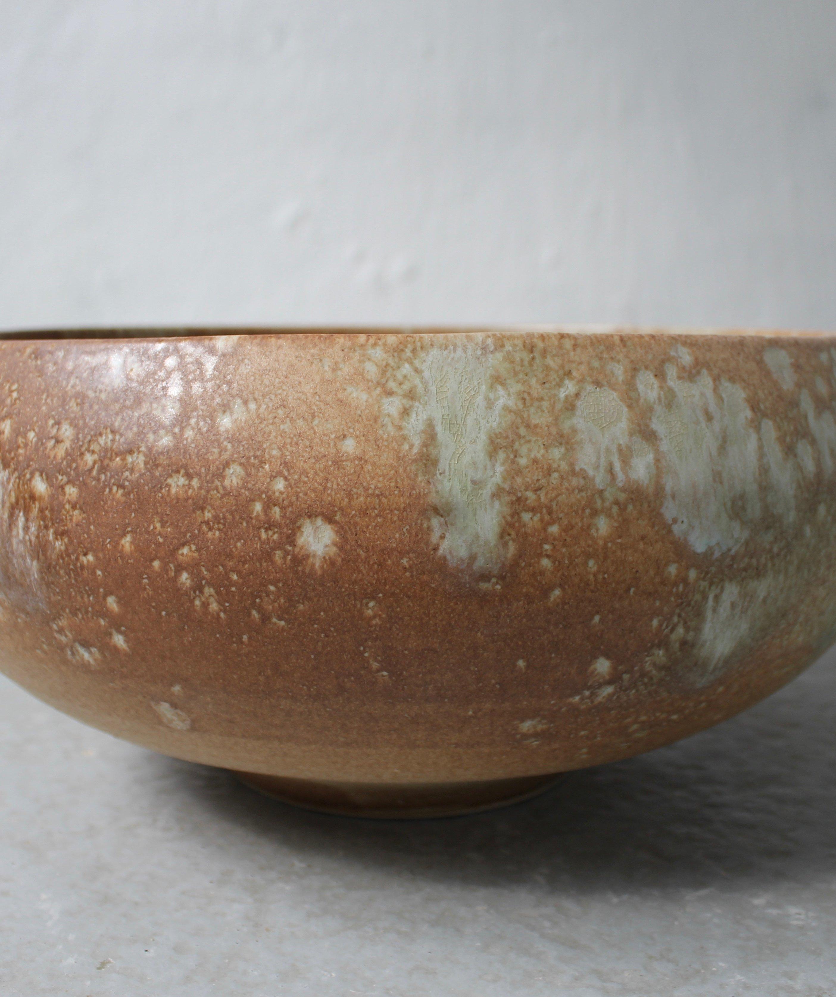 This piece is part of 'pots', an exhibition of 164 one-off pieces by the father and son team behind KH Wurtz. The workshop is known for exceptional handmade ceramics, mainly for the table. A large part of the workshop's philosophy is experimentation