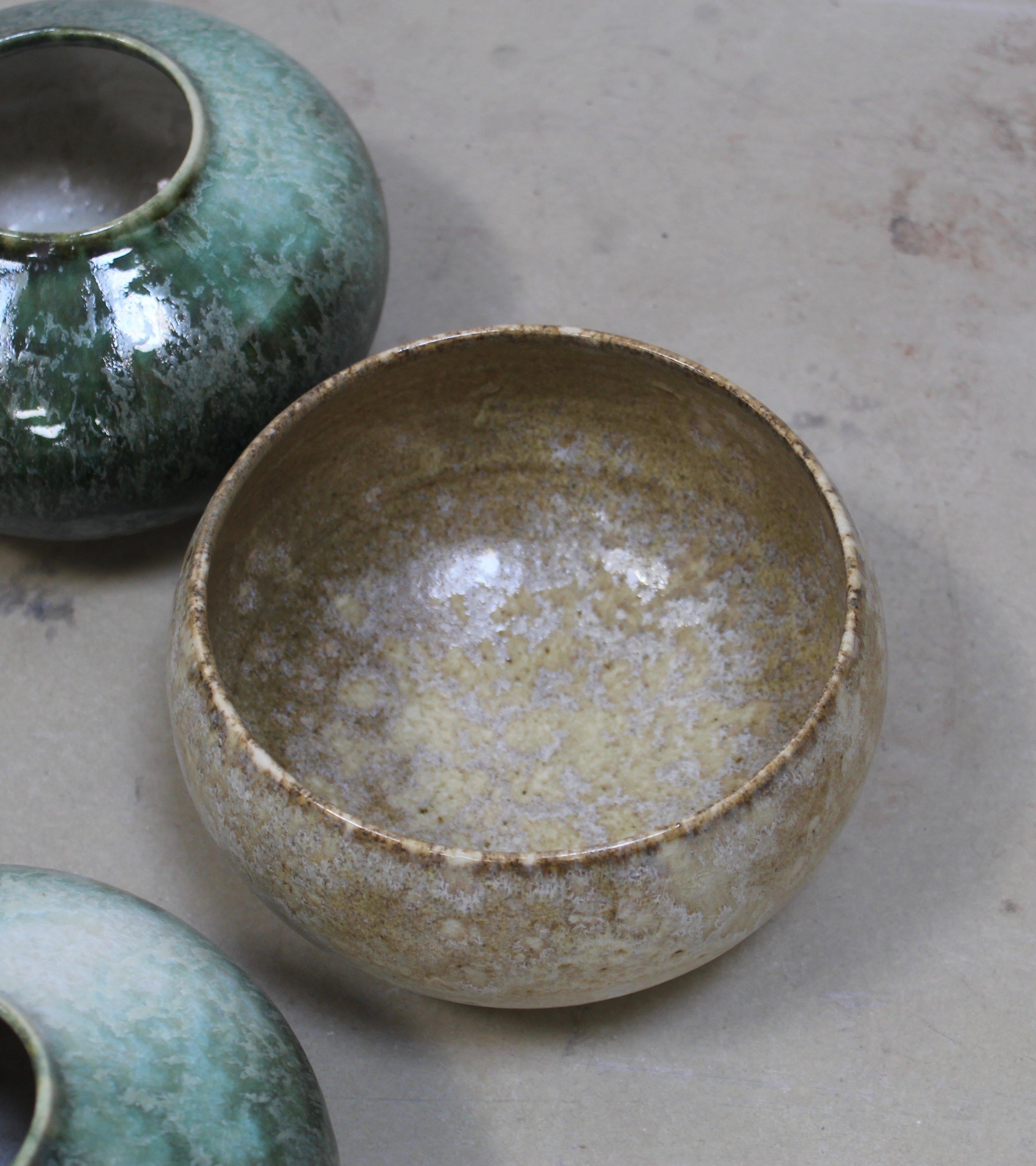 Danish KH Würtz Cauldron Shaped Bowl Sandstone Glaze