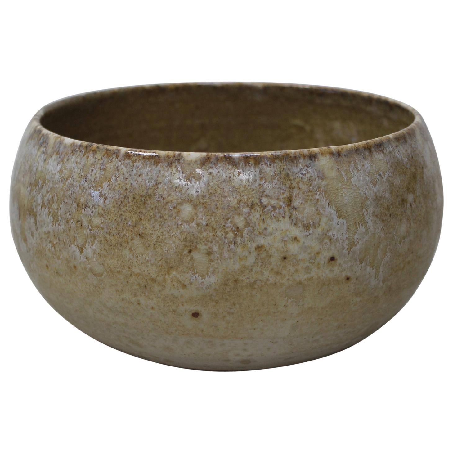 KH Würtz Cauldron Shaped Bowl Sandstone Glaze